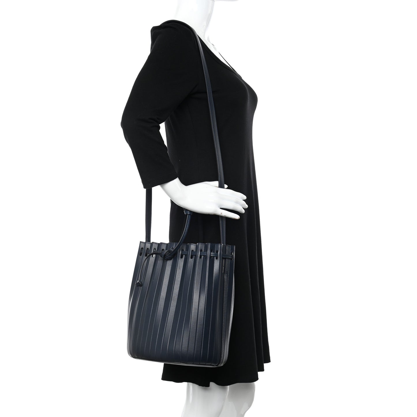 Vegetable Tanned Calfskin Pleated Bucket Bag Blu