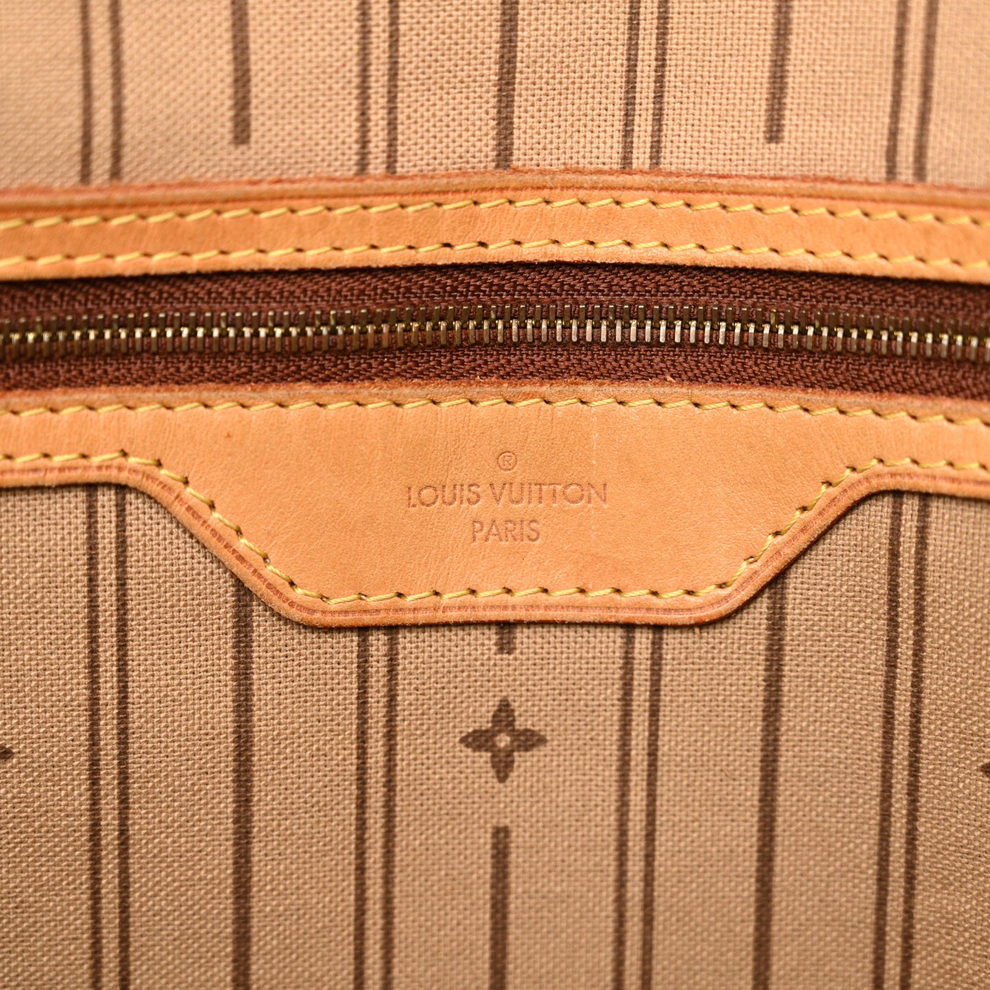 Monogram Delightful GM