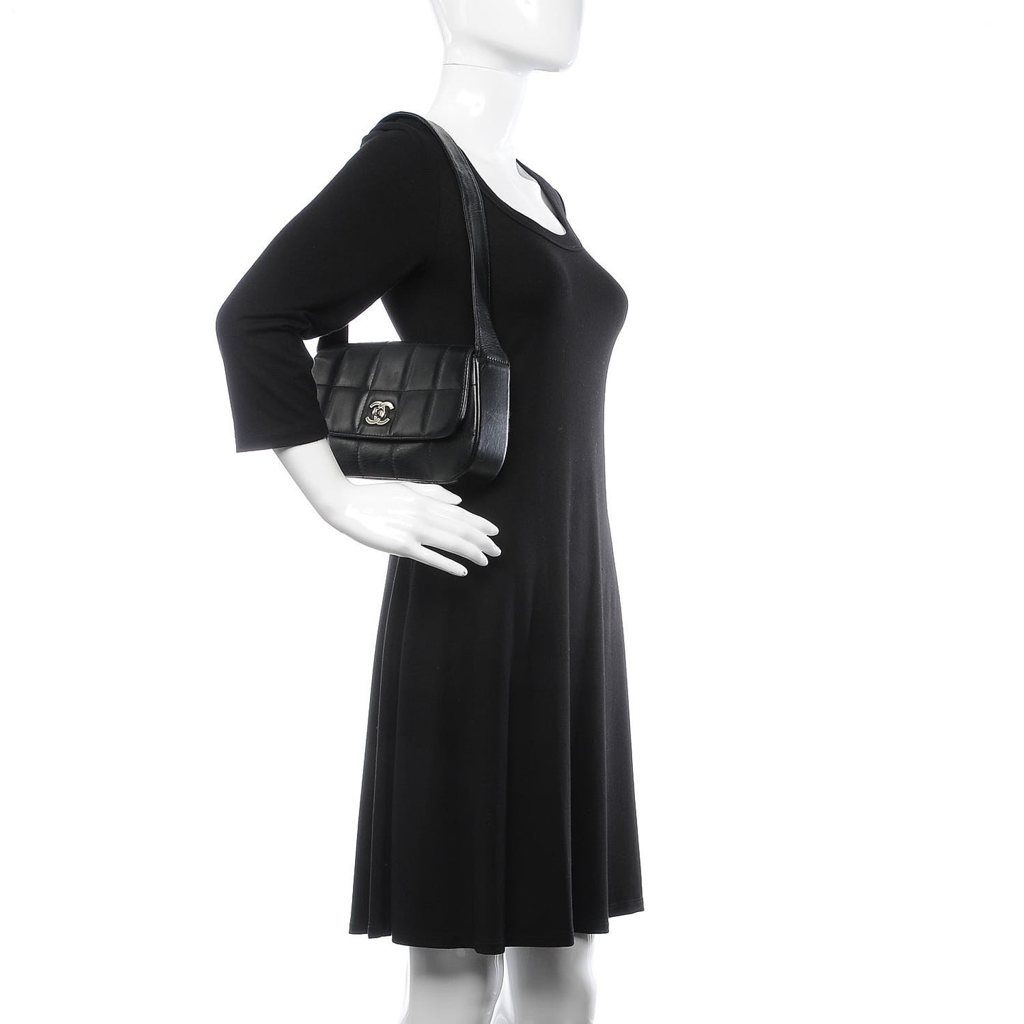 Lambskin Quilted CC Chocolate Bar Flap Black
