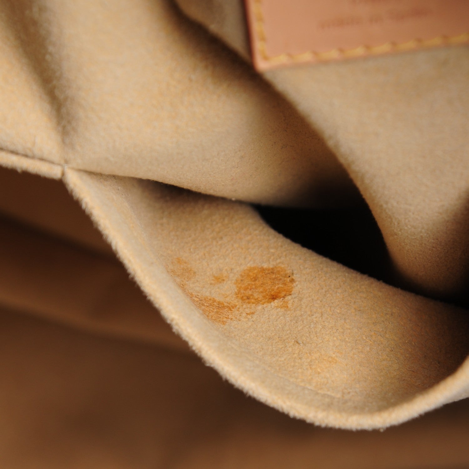 Louis Vuitton Monogram Artsy MM 8 of 9