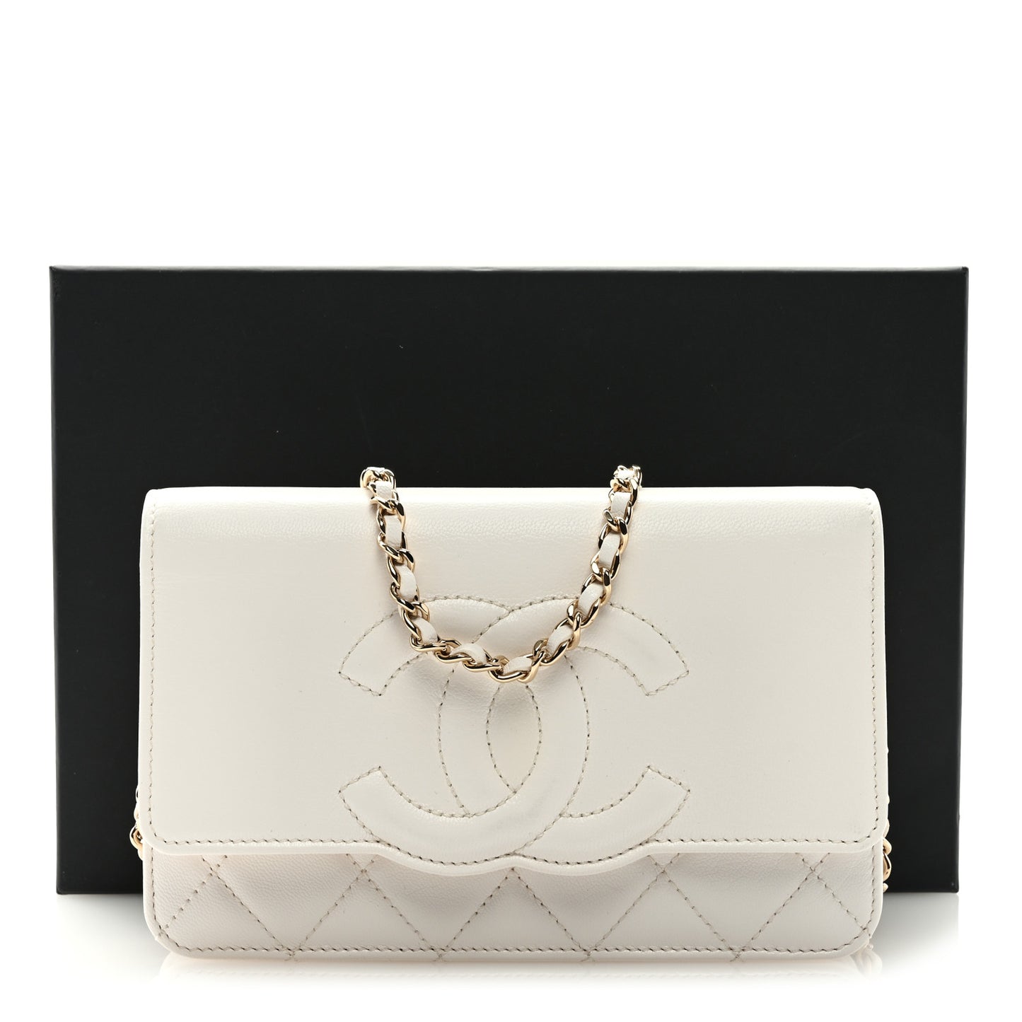 Goatskin Quilted Timeless CC Wallet On Chain WOC White