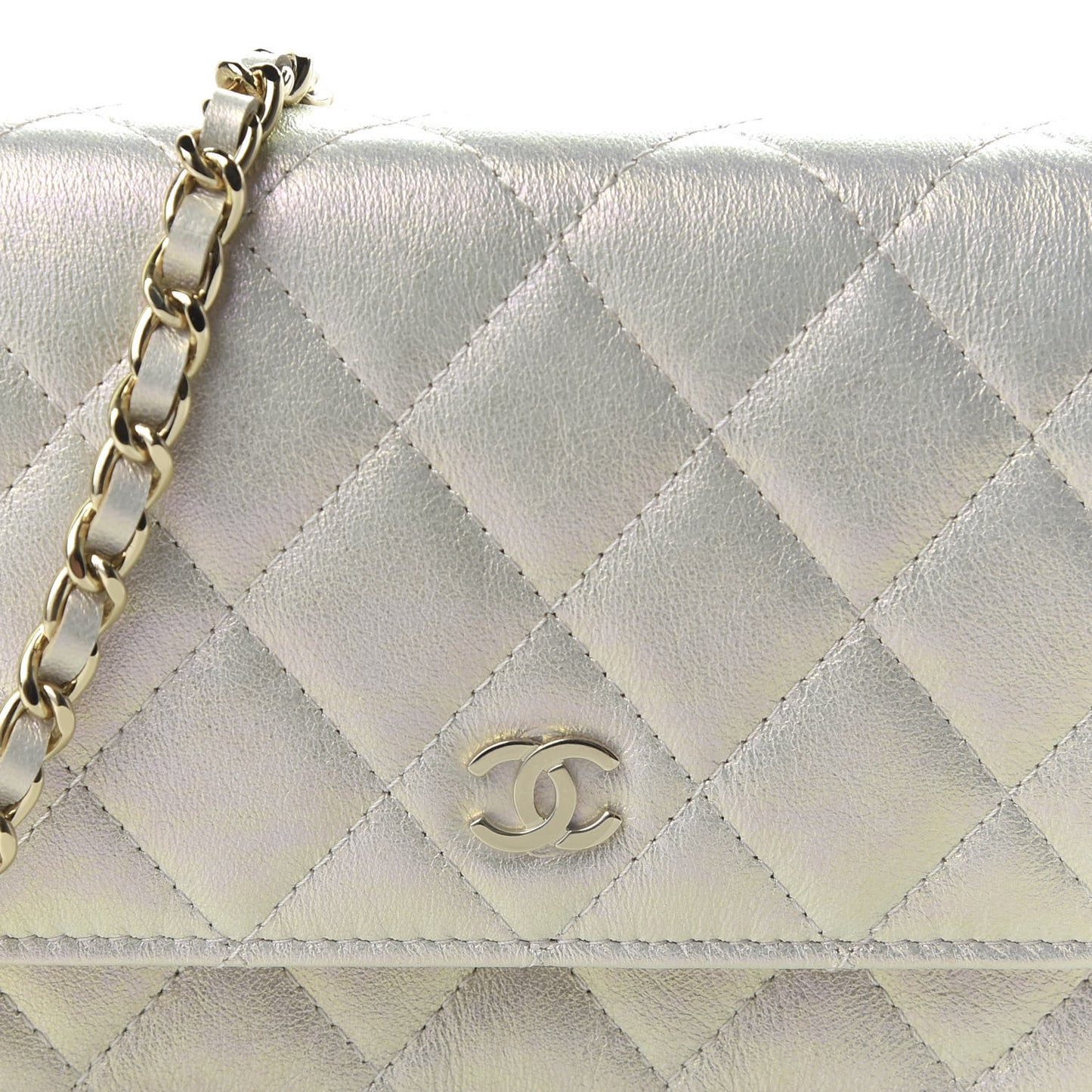 Iridescent Lambskin Quilted Mini Wallet On Chain WOC Ivory
