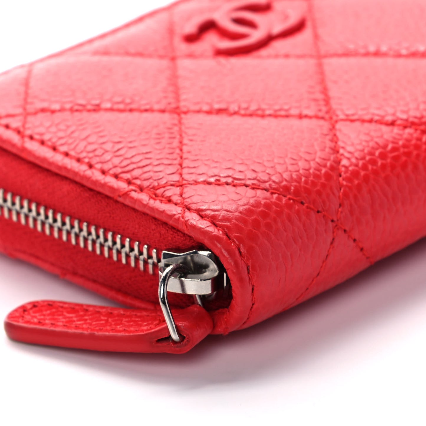 Caviar Quilted Incognito Zip Coin Purse Coral