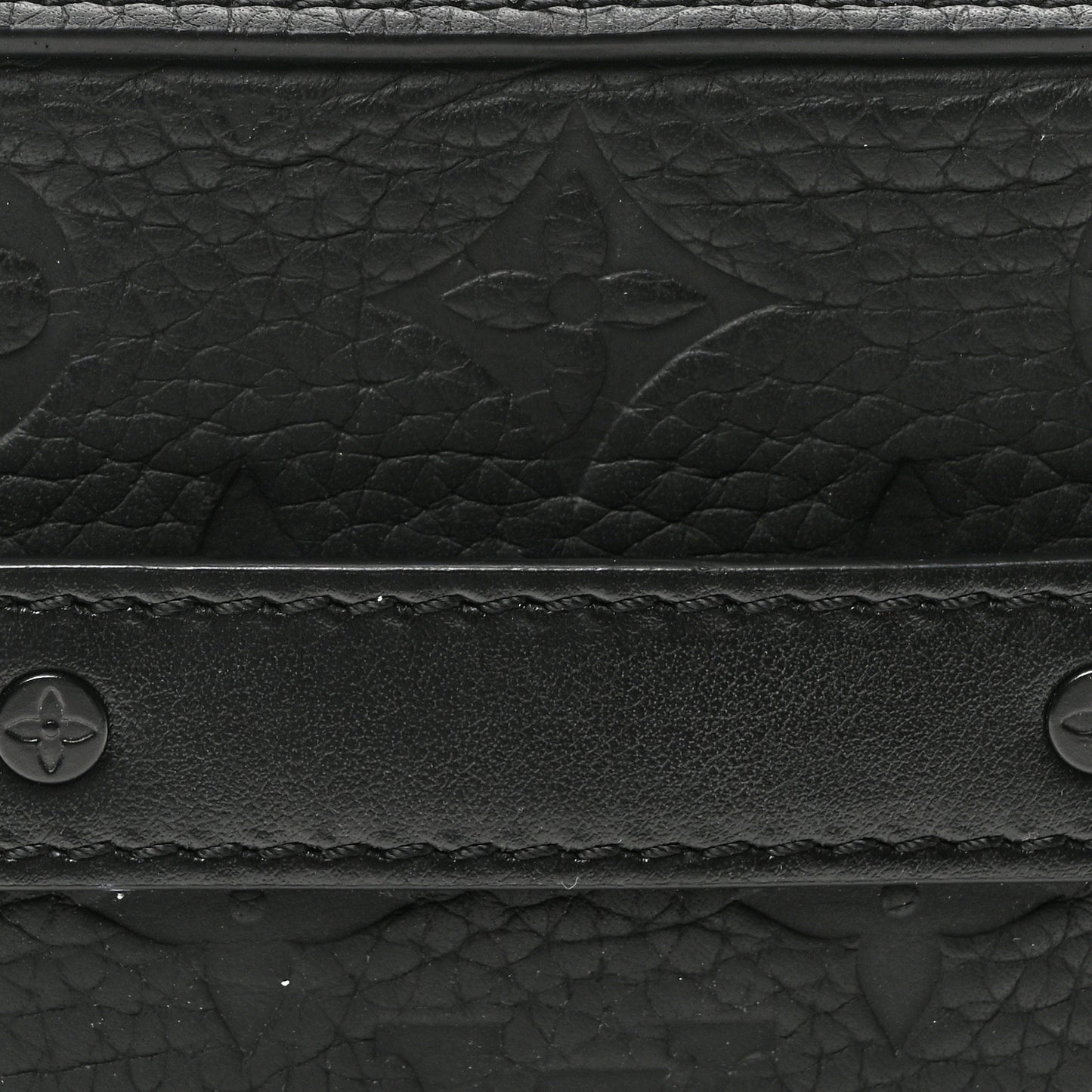 Taurillon Monogram Soft Trunk Black