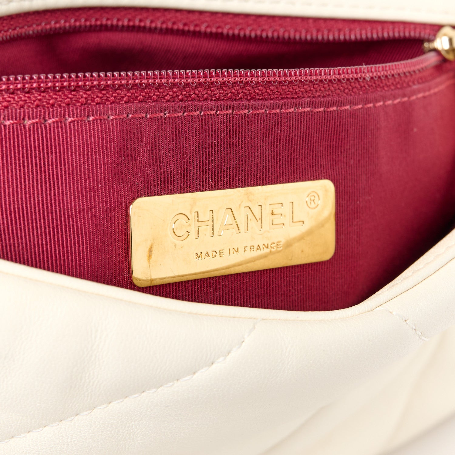 Chanel Goatskin Quilted Medium Chanel 19 Flap White 6 of 10