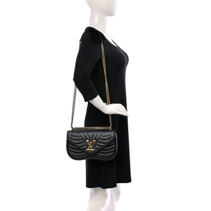Louis Vuitton Calfskin New Wave Chain MM Black 2 of 8