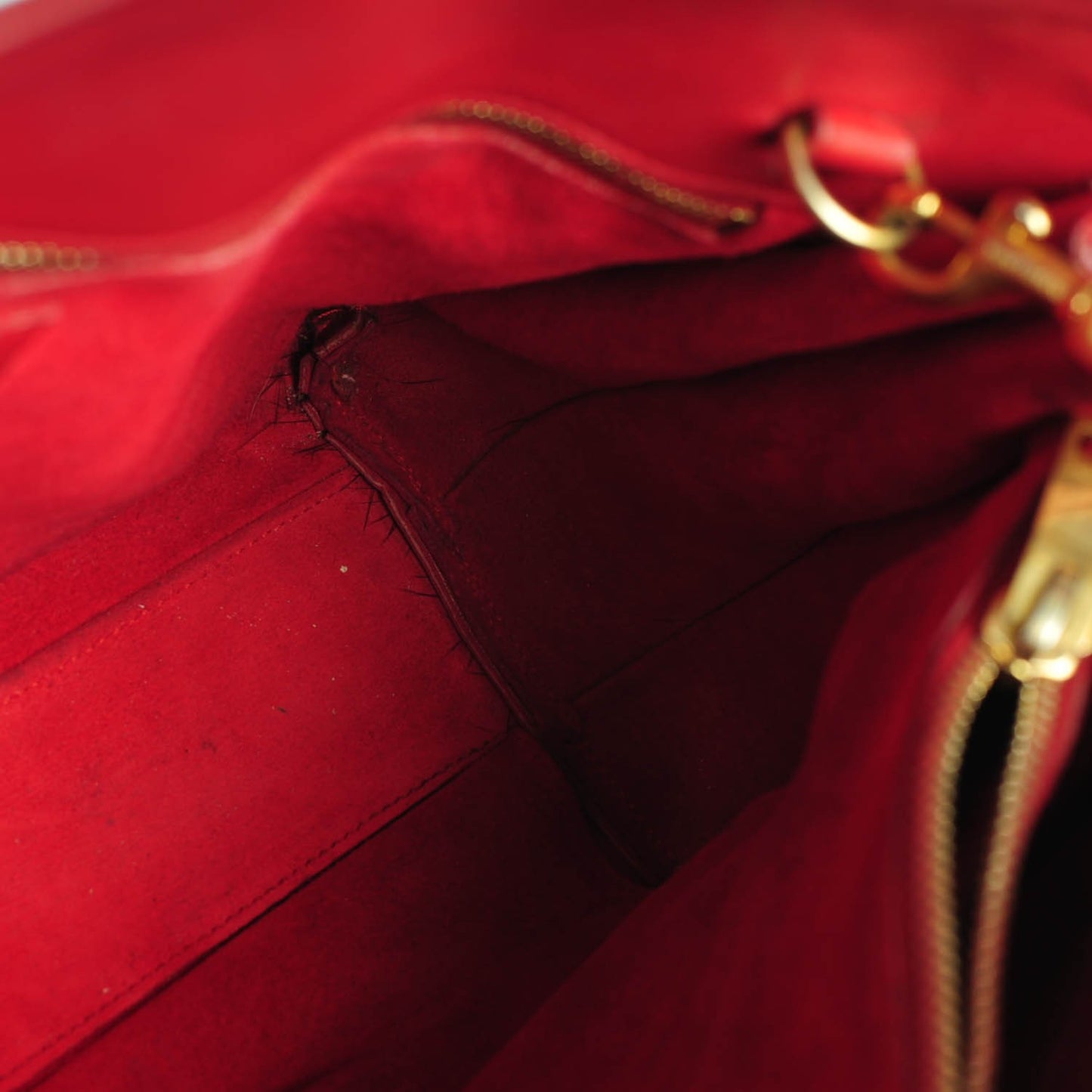 Calfskin Small Sac De Jour Lipstick Red