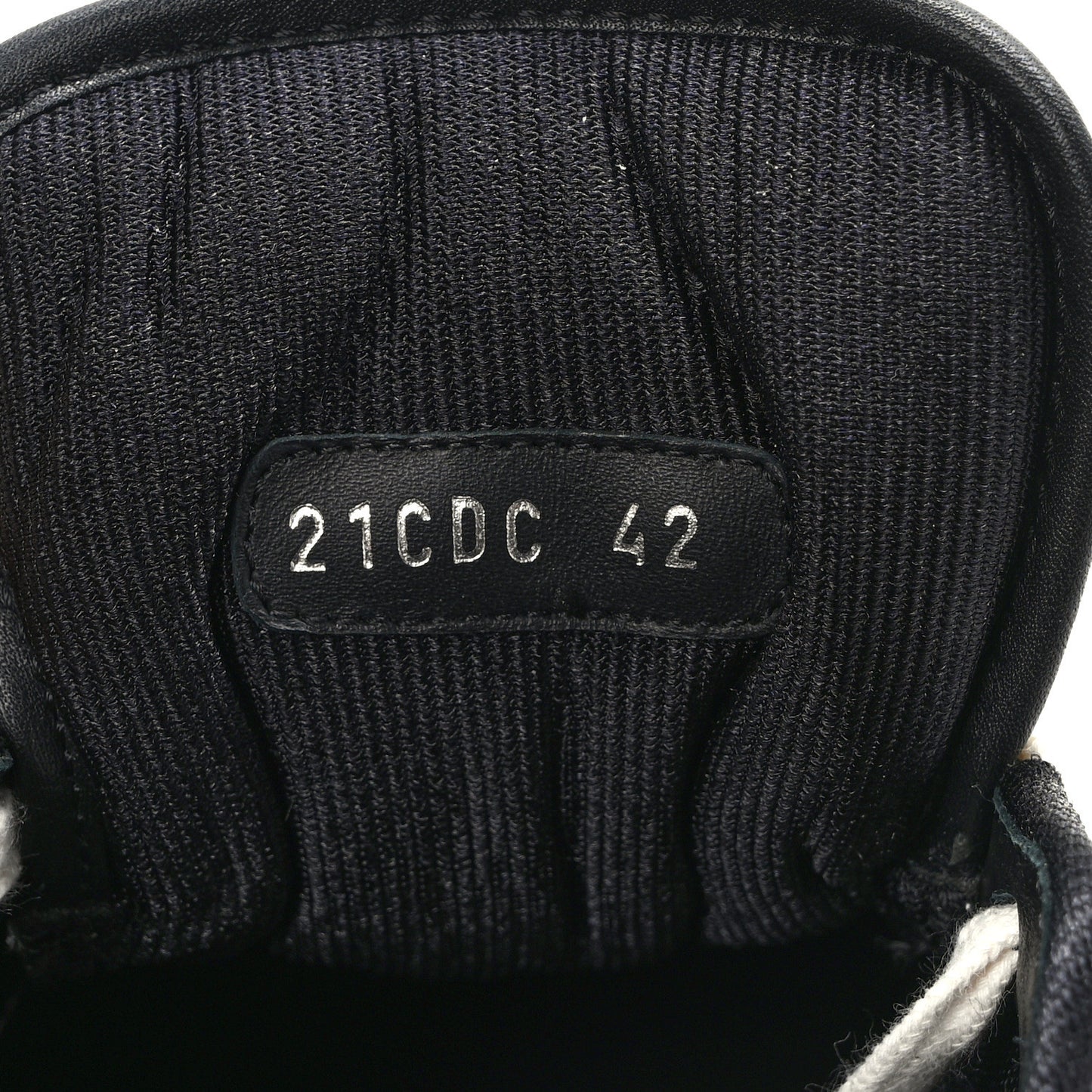 Smooth Calfskin Jacquard Oblique Mens B27 Low Top Sneakers 42 Black Blue