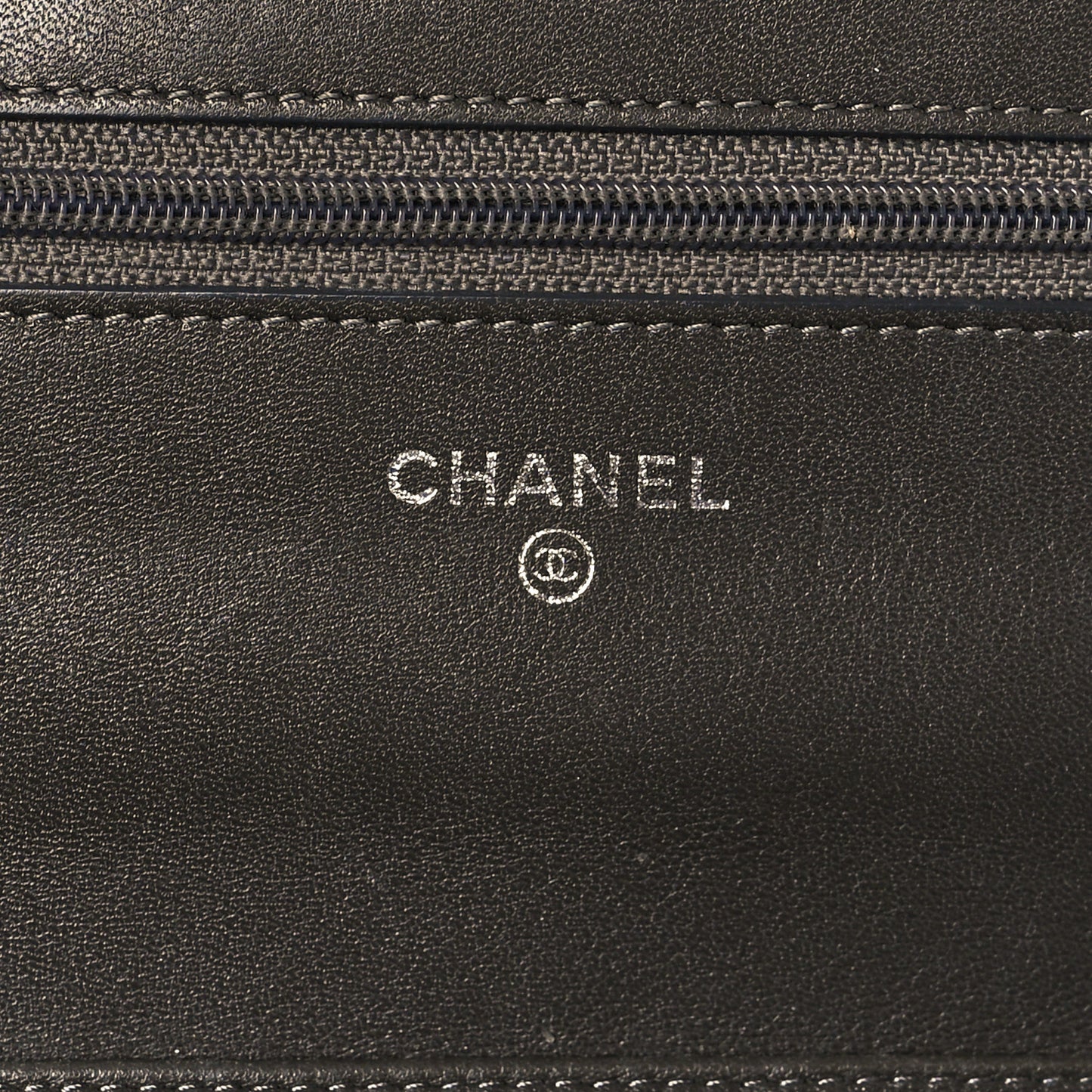 Metallic Caviar Timeless CC Wallet On Chain WOC Dark Silver