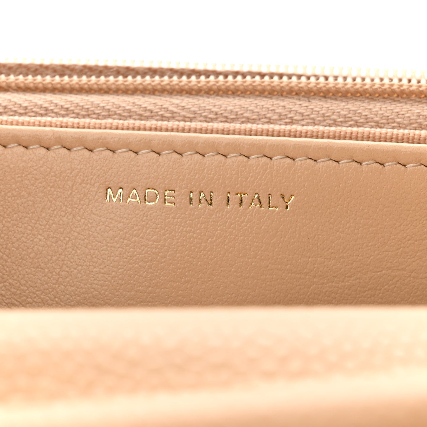Caviar Quilted Wallet On Chain WOC Beige