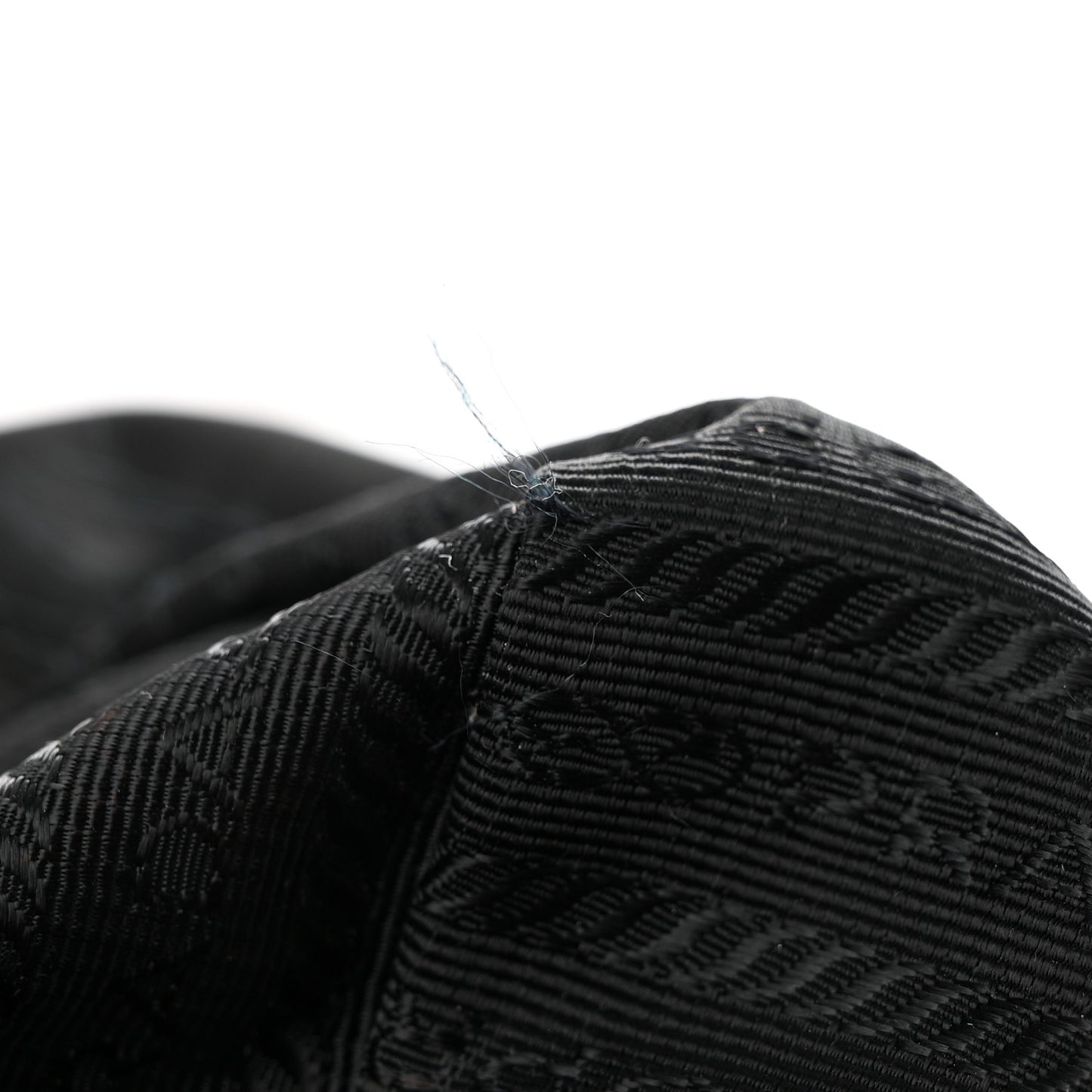 Tessuto Nylon Saffiano Messenger Bag Black