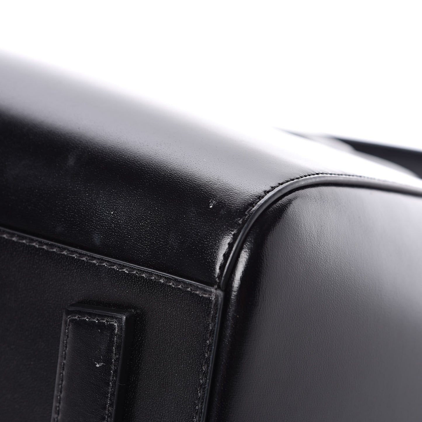 Shiny Lord Calfskin Medium Antigona Black