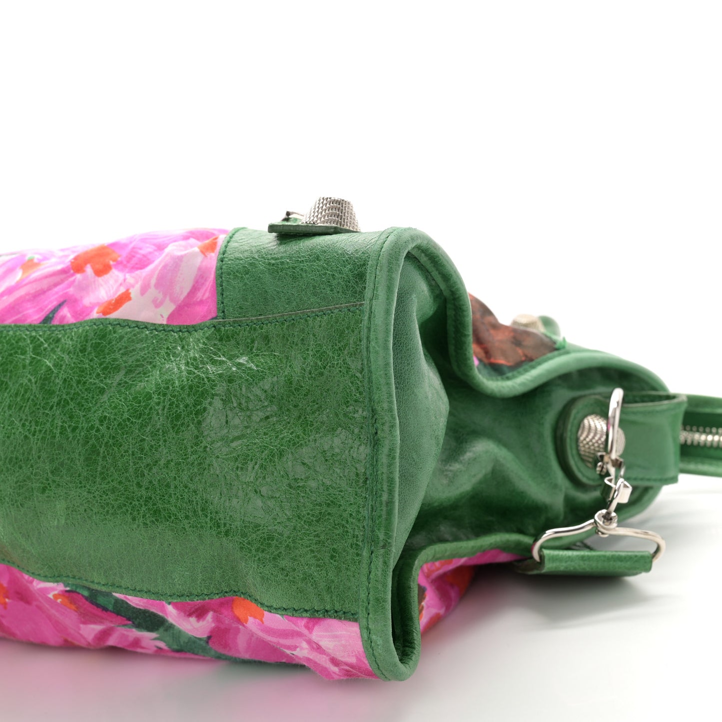 Chevre Satin Giant City Green Floral