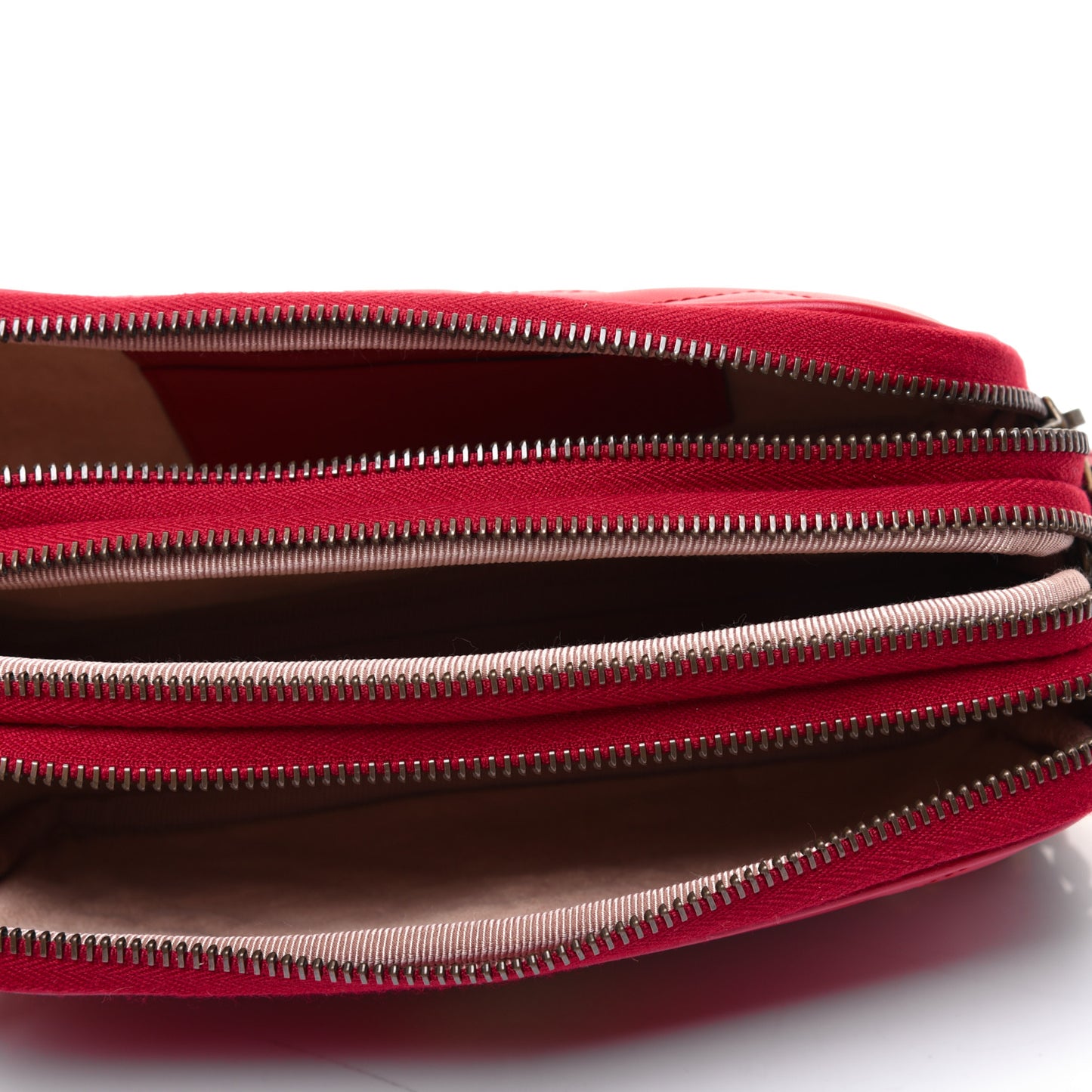 Calfskin Matelasse Mini GG Marmont Chain Crossbody Bag Hibiscus Red
