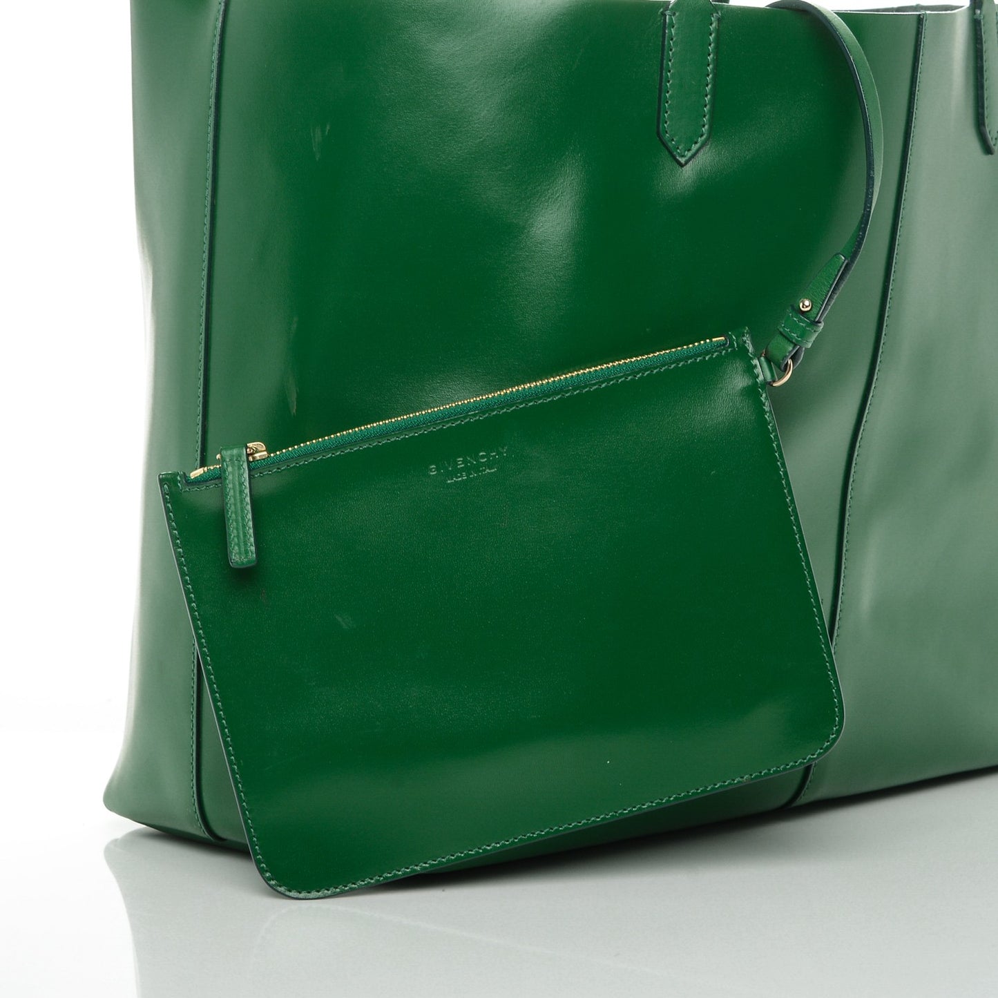 Calfskin Large Antigona Tote Green