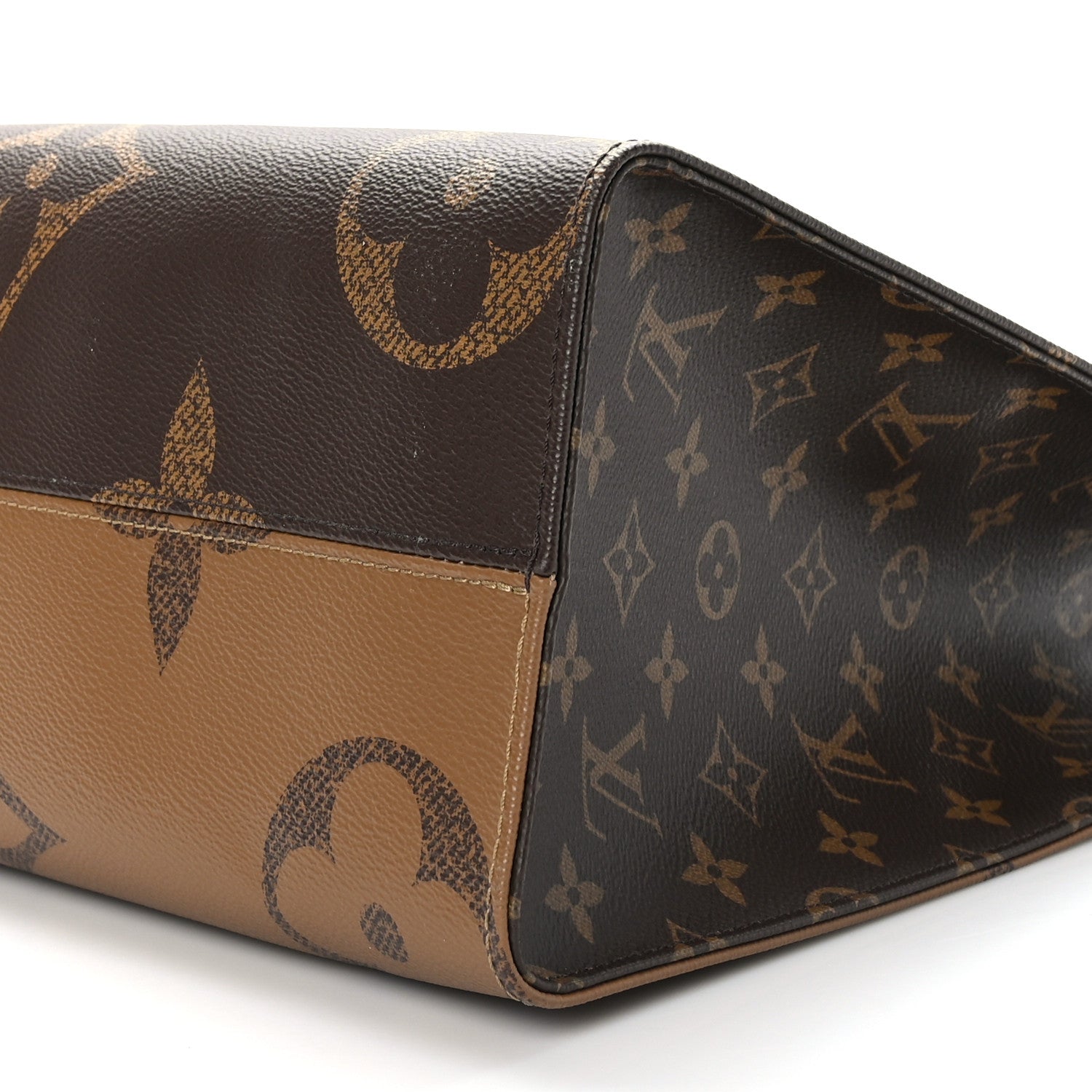 Louis Vuitton Reverse Monogram Giant Onthego MM 2 of 8