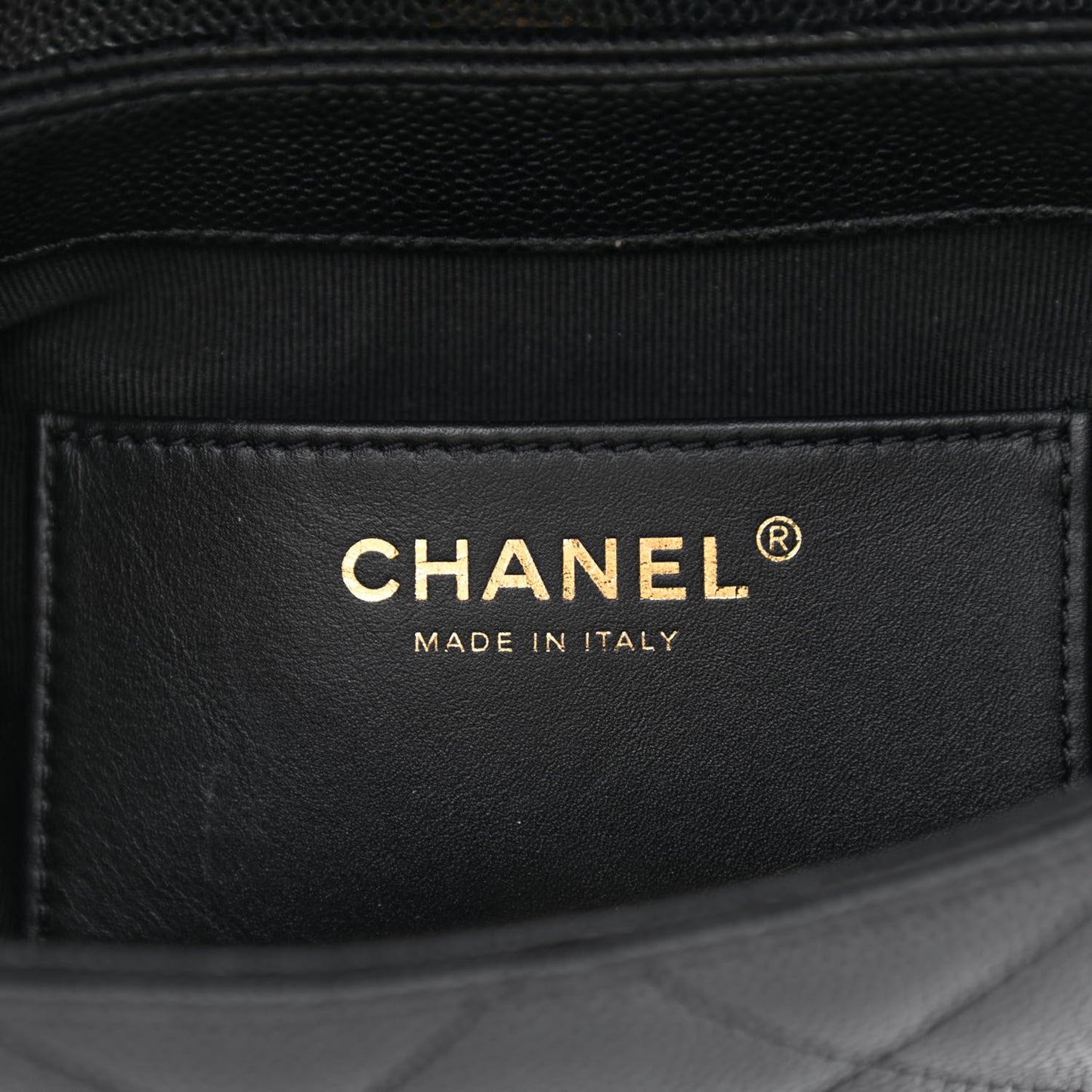 Caviar Quilted Small Messenger Flap Black
