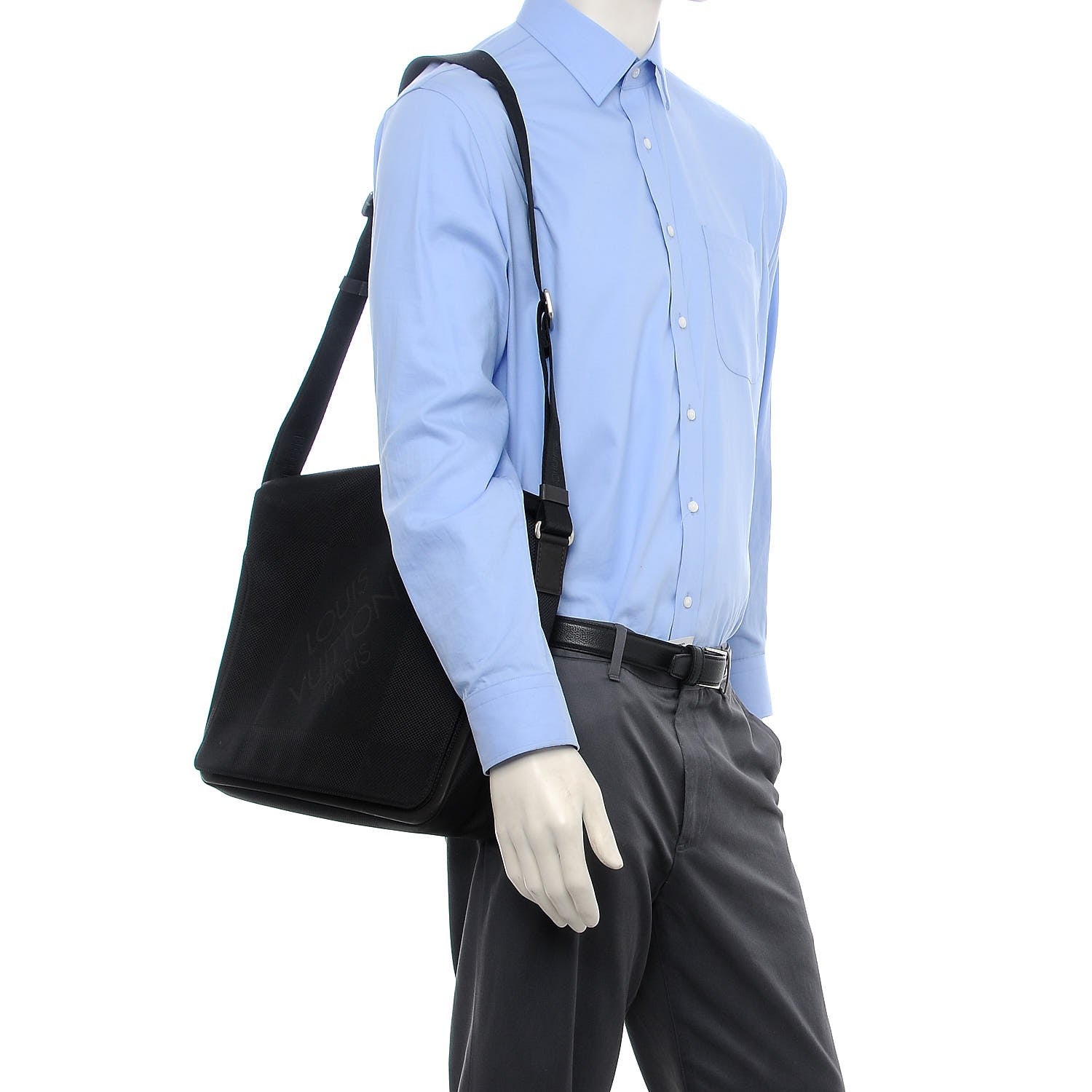 Louis Vuitton Damier Geant Messenger Bag Black 16 of 29