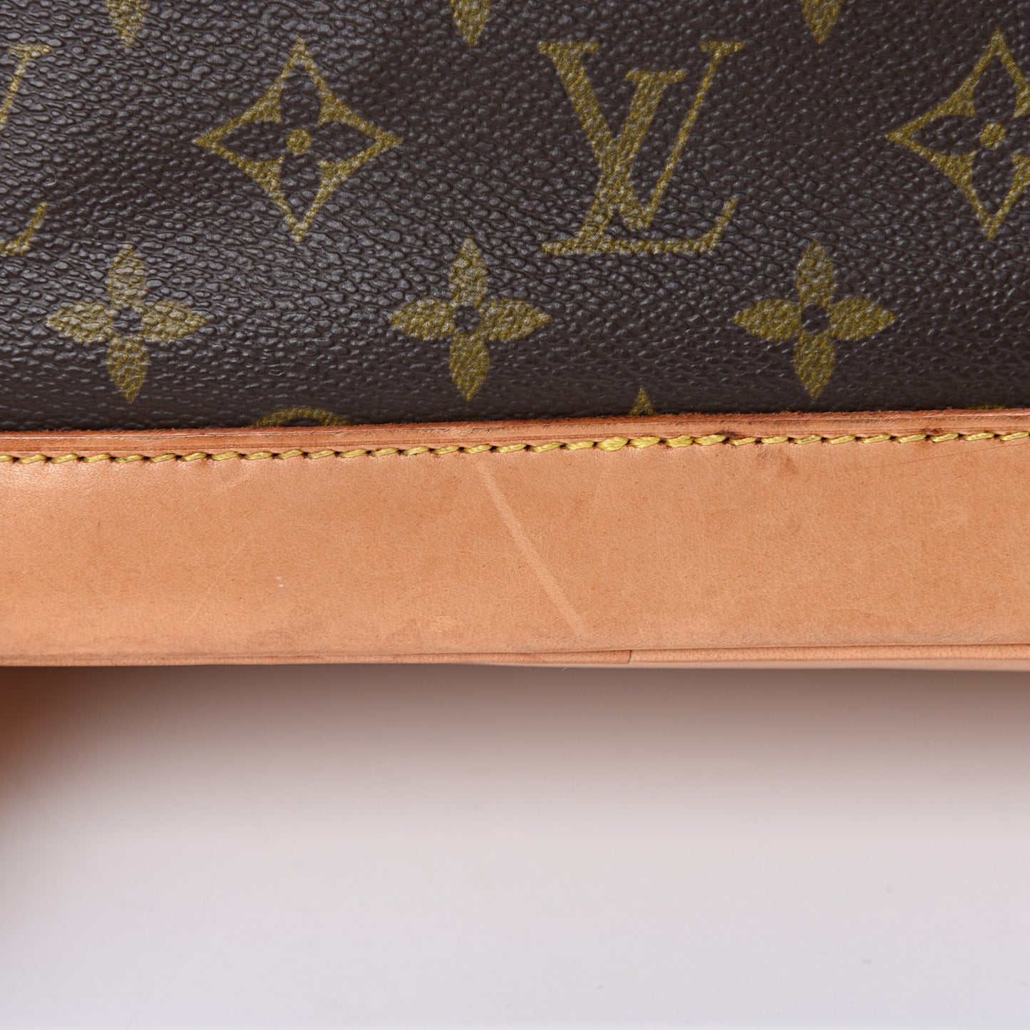 Monogram Alma PM