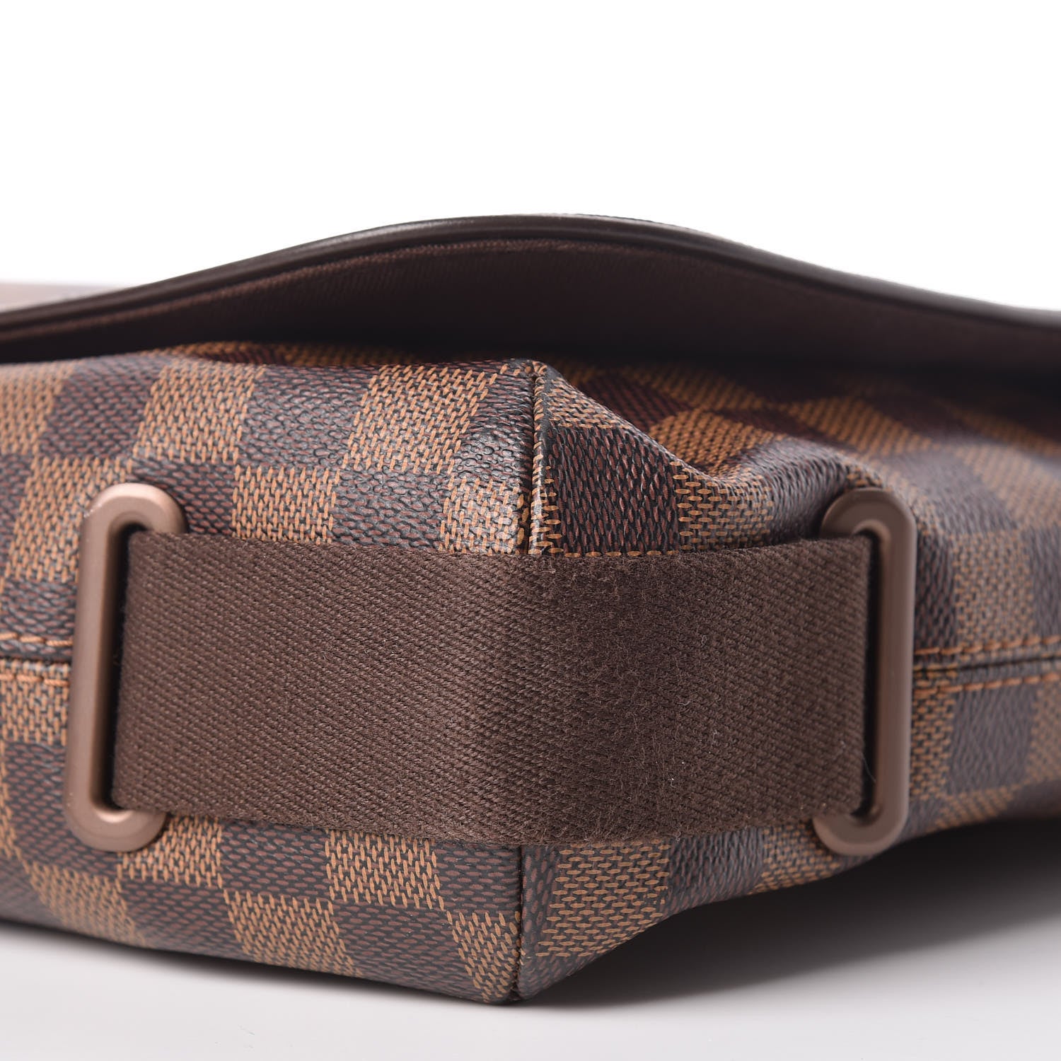 Louis Vuitton Damier Ebene Brooklyn MM 9 of 9