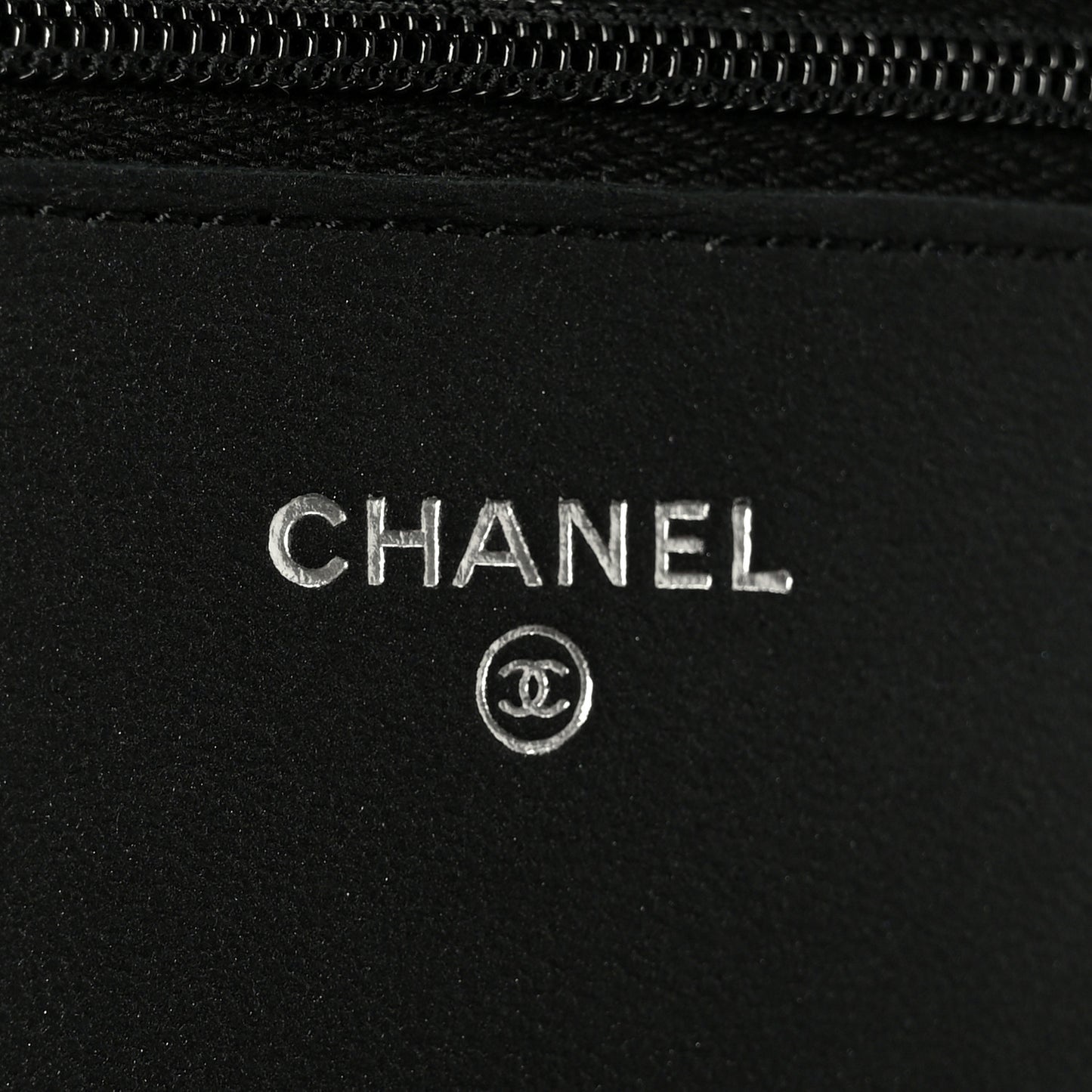 Lambskin Quilted Wallet On Chain WOC So Black