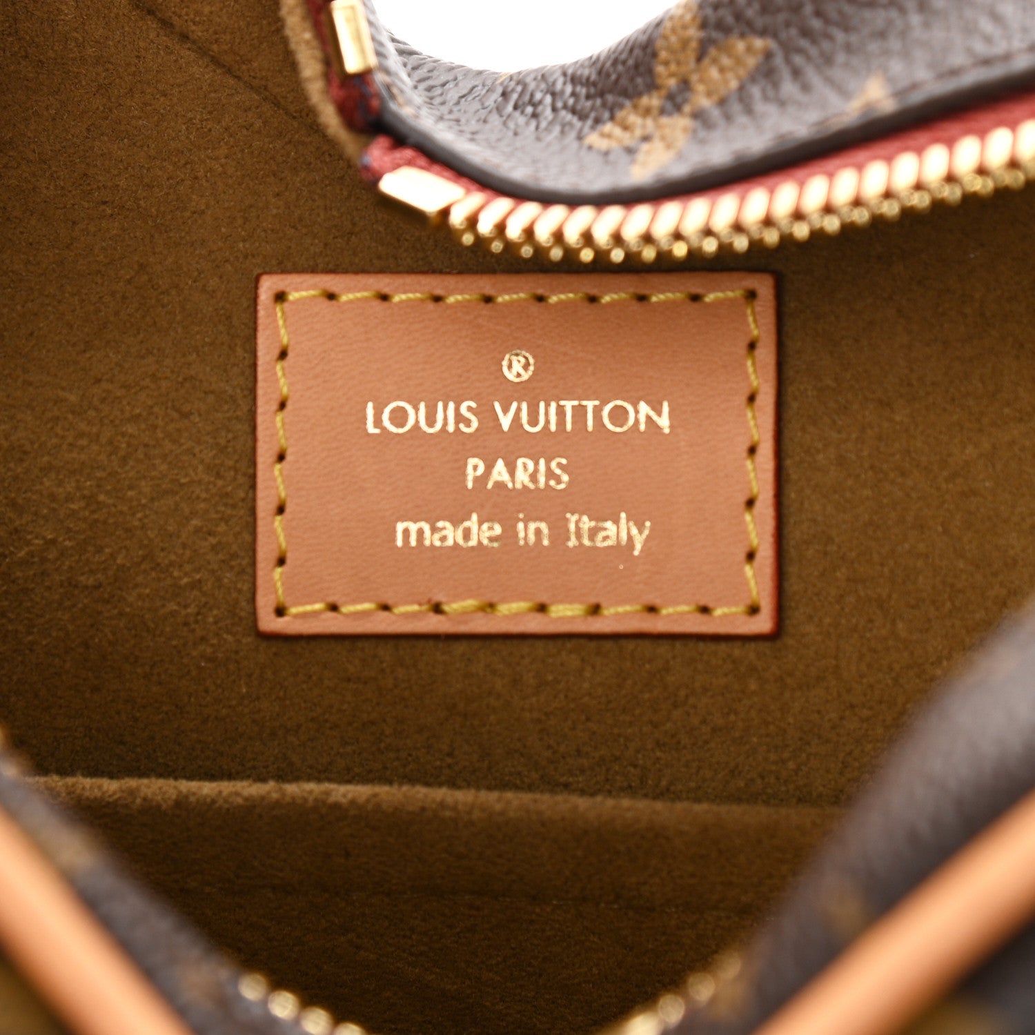 Louis Vuitton Monogram Game On Coeur 6 of 13