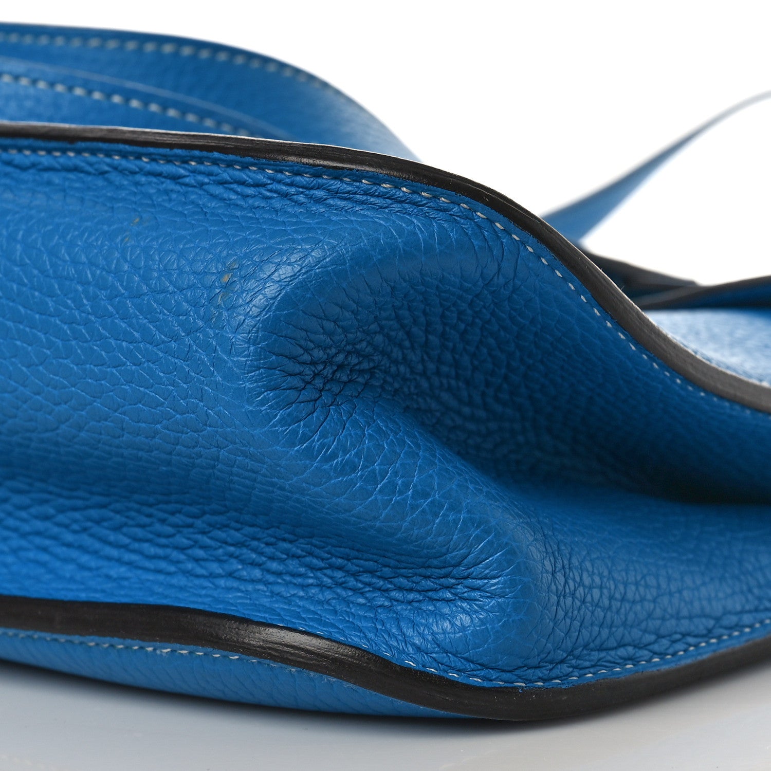 Hermes Taurillon Clemence Halzan 31 GM Bleu Zanzibar 8 of 9