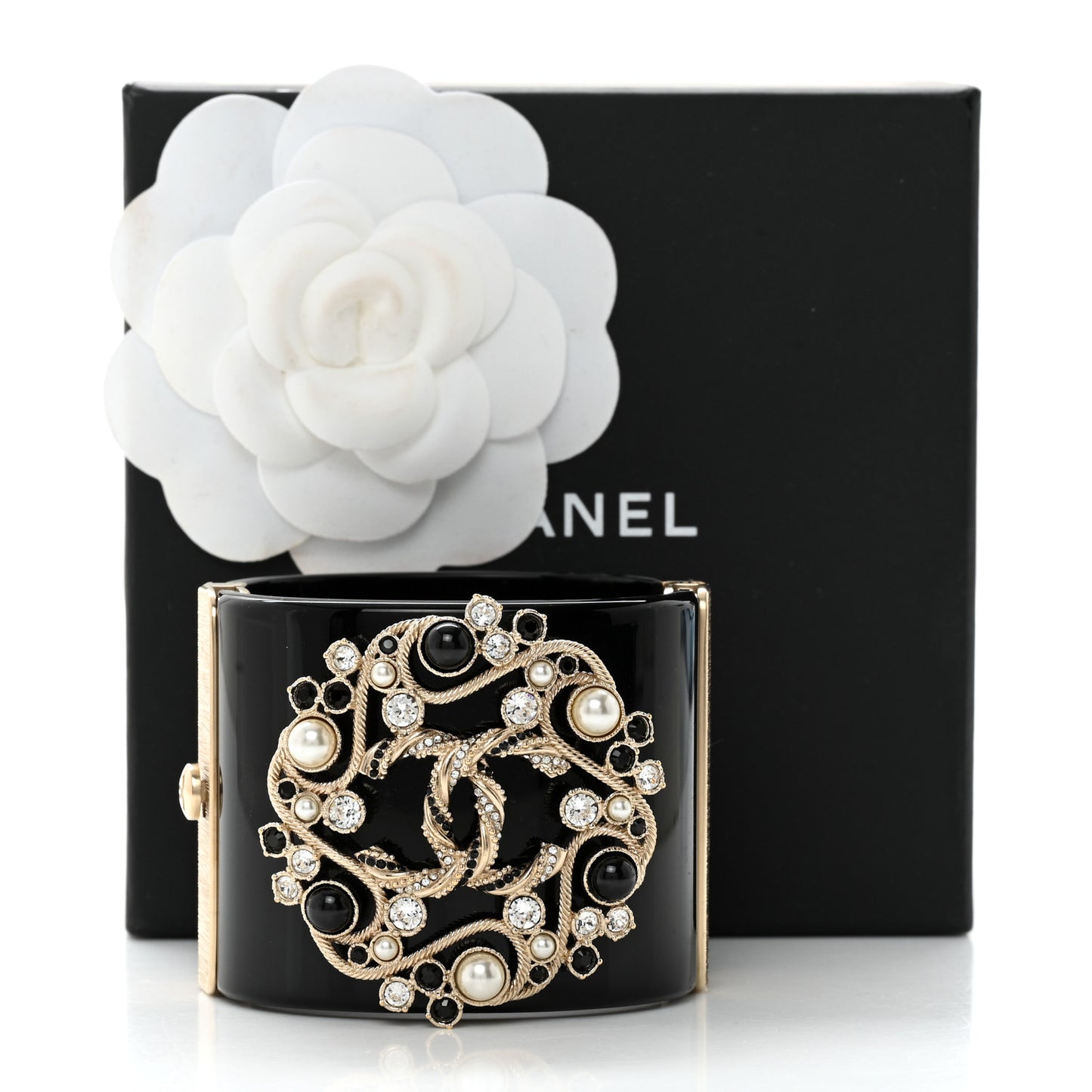 Resin Crystal Pearl Flower CC Cuff Black