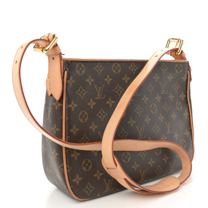 Louis Vuitton Monogram Hudson GM 3 of 11