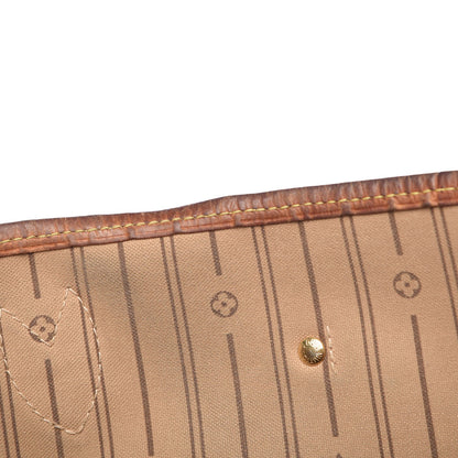 Louis Vuitton Monogram Neverfull MM 11 of 17
