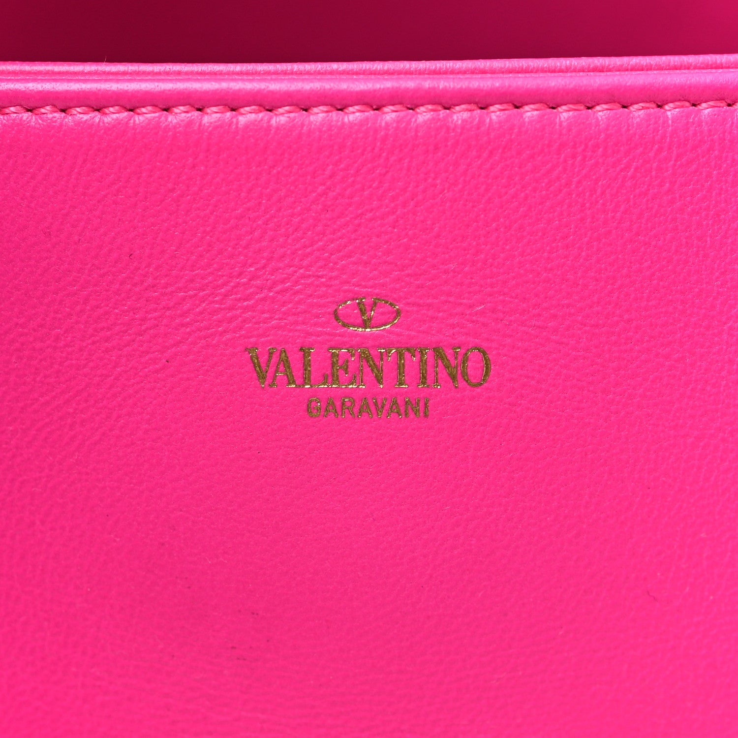 Valentino Garavani Nappa Lacquer Monochrome Maxi One Stud Hobo Pink PP 6 of 8