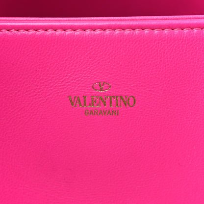 Valentino Garavani Nappa Lacquer Monochrome Maxi One Stud Hobo Pink PP 6 of 8