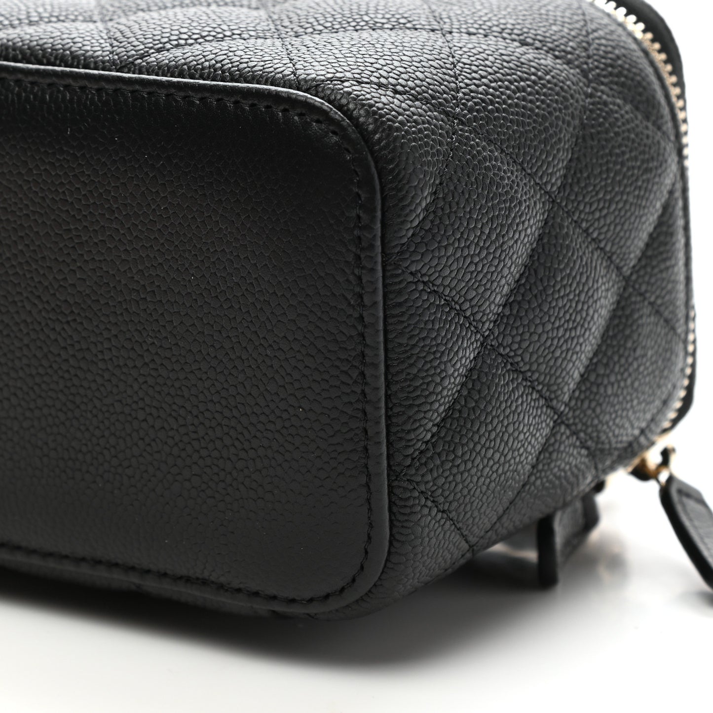 Caviar Quilted Small Tiny CC Vanity Case With Chain Black