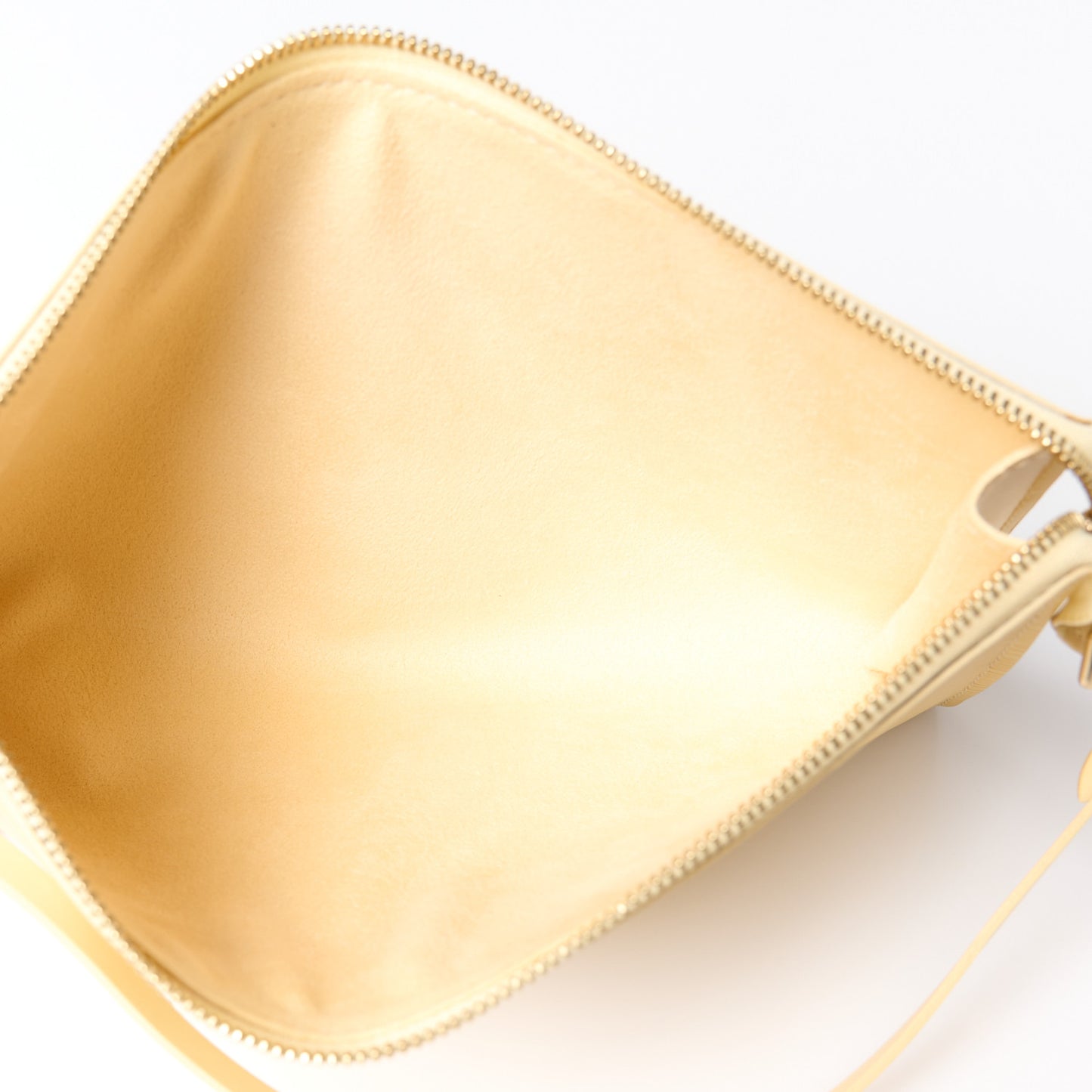 Epi Pochette Accessories 24 Vanilla
