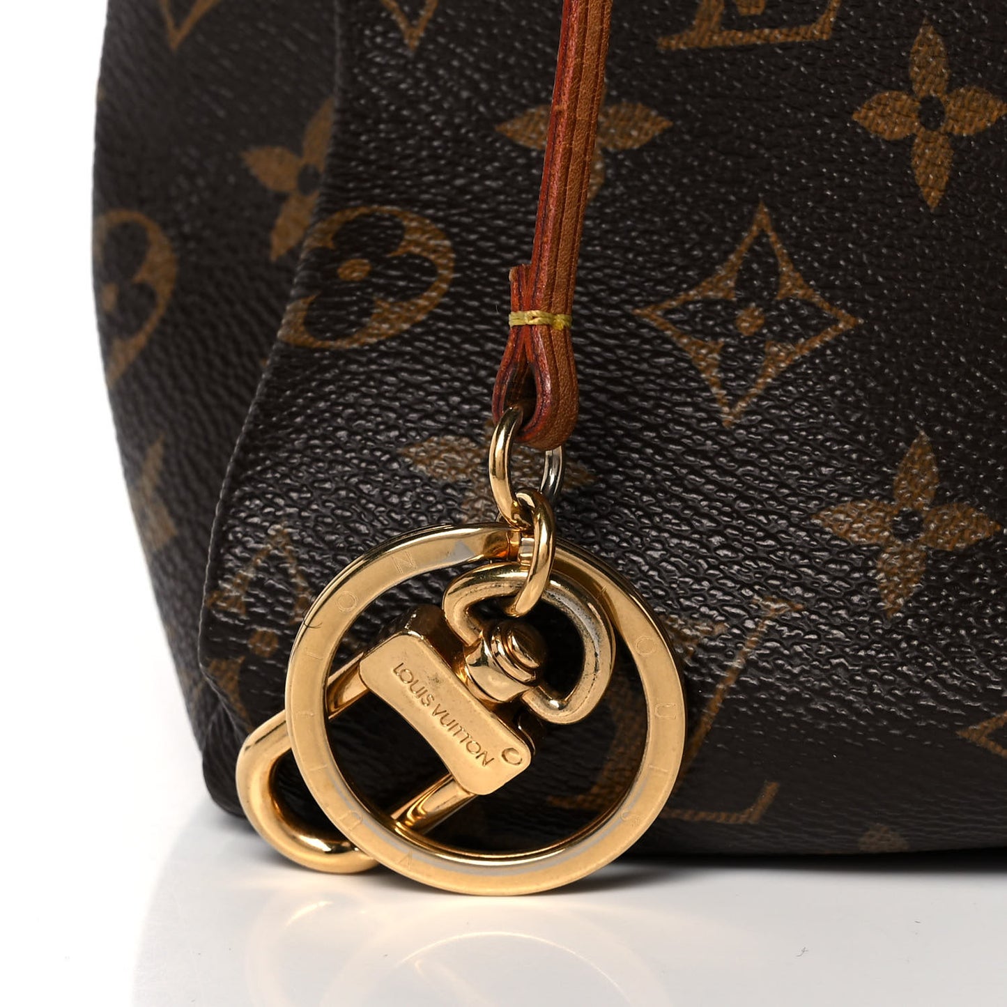 Monogram Artsy MM