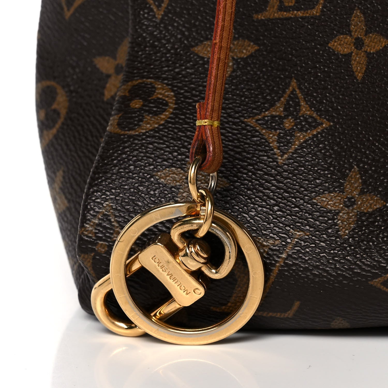 Louis Vuitton Monogram Artsy MM 7 of 10