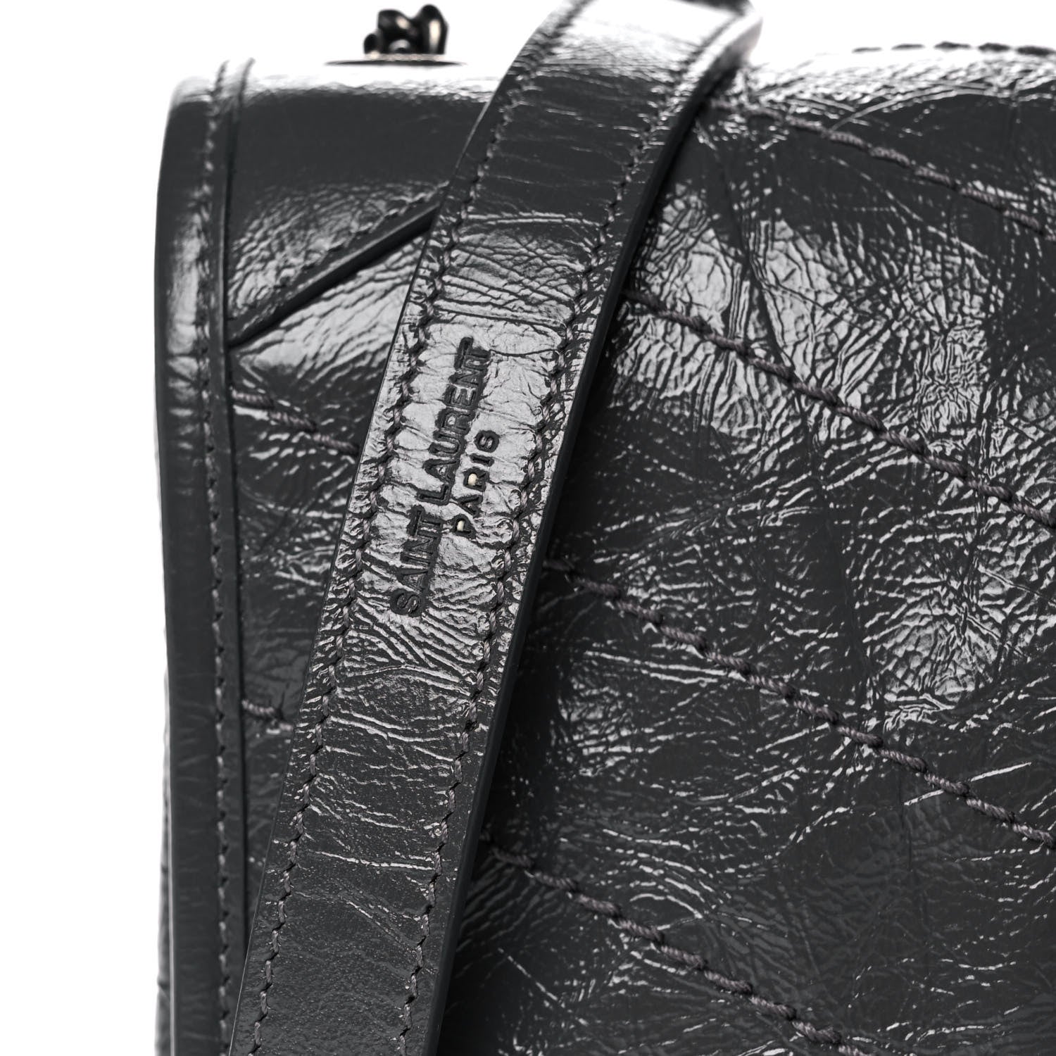 Saint Laurent Crinkled Calfskin Matelasse Monogram Niki Chain Wallet Fog 9 of 13