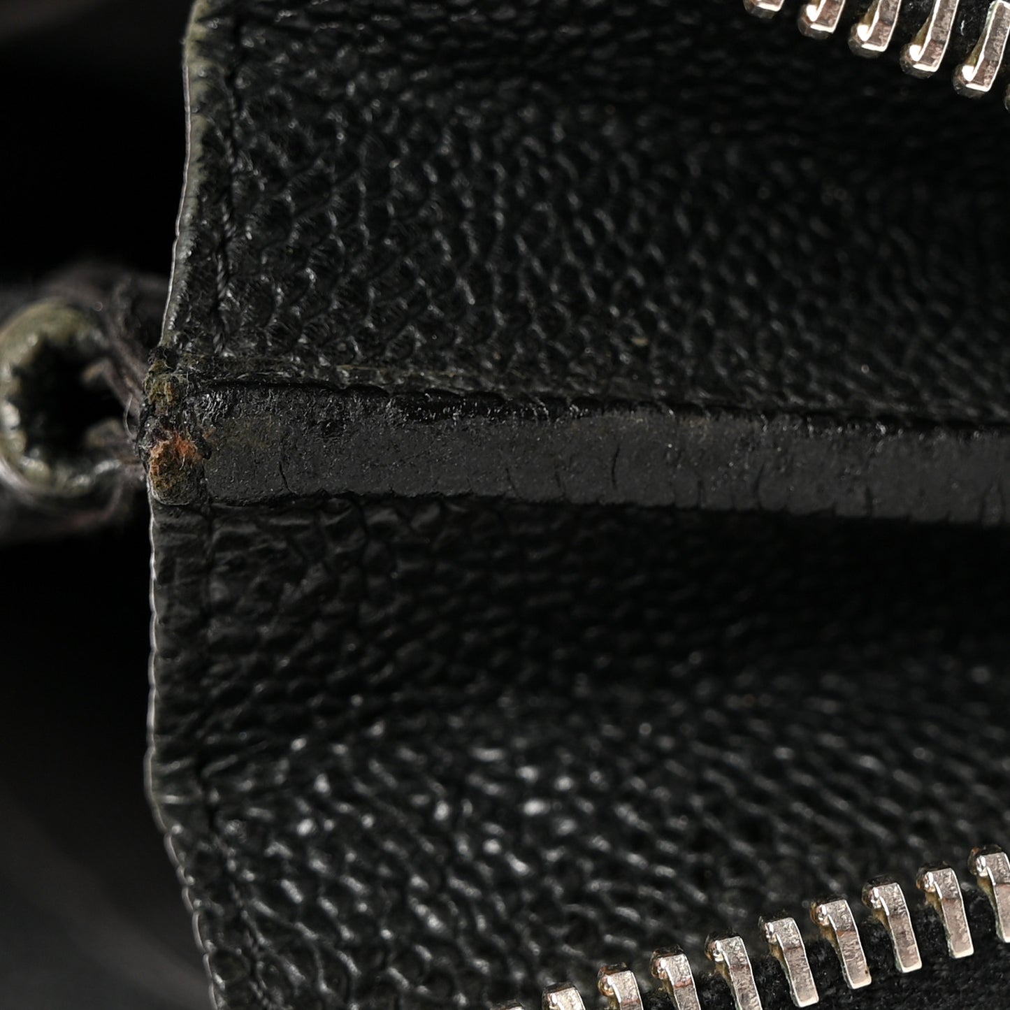 Caviar Outdoor Ligne Zip Around Wallet Black