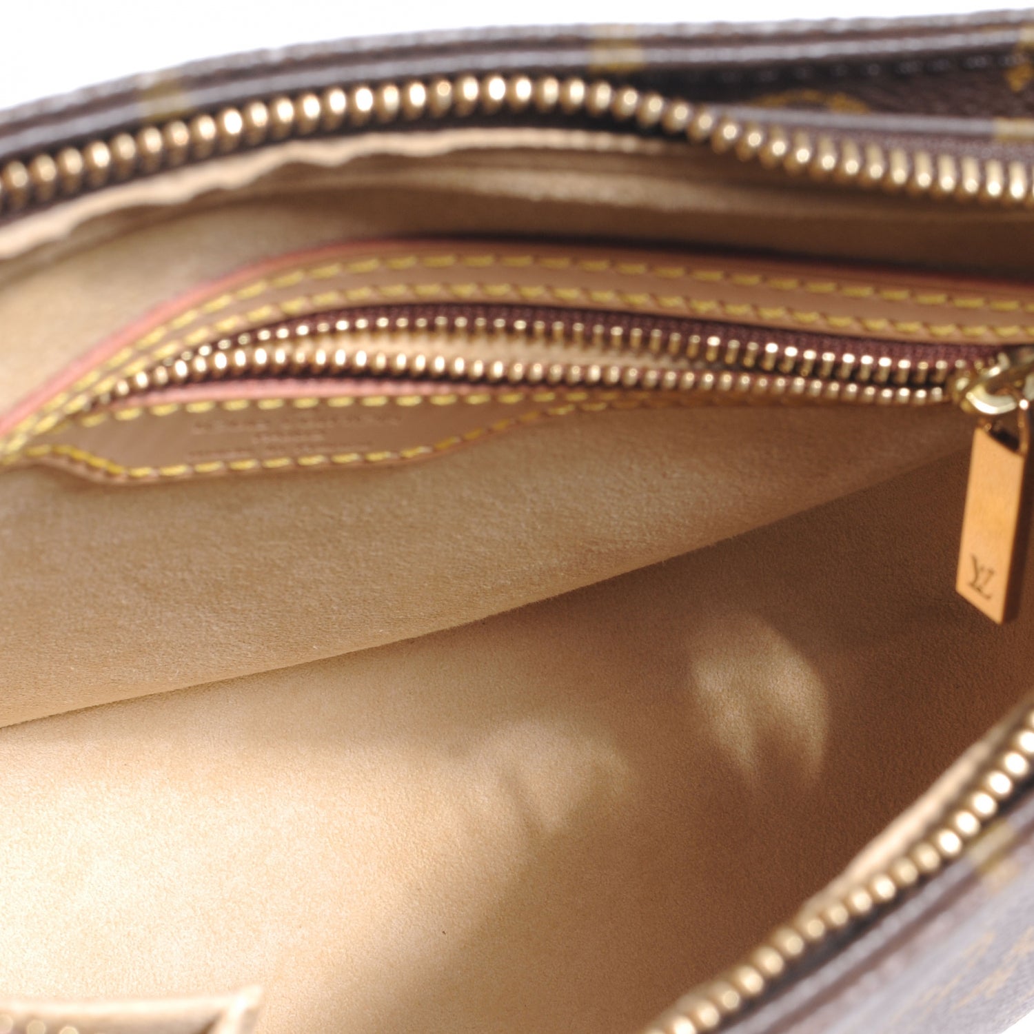 Louis Vuitton Monogram Looping MM 6 of 8