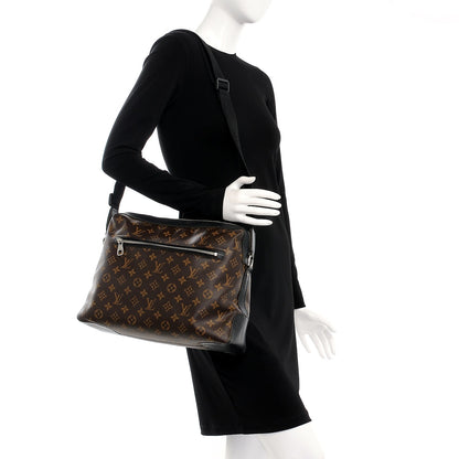 Louis Vuitton Monogram Macassar Torres Messenger 2 of 7