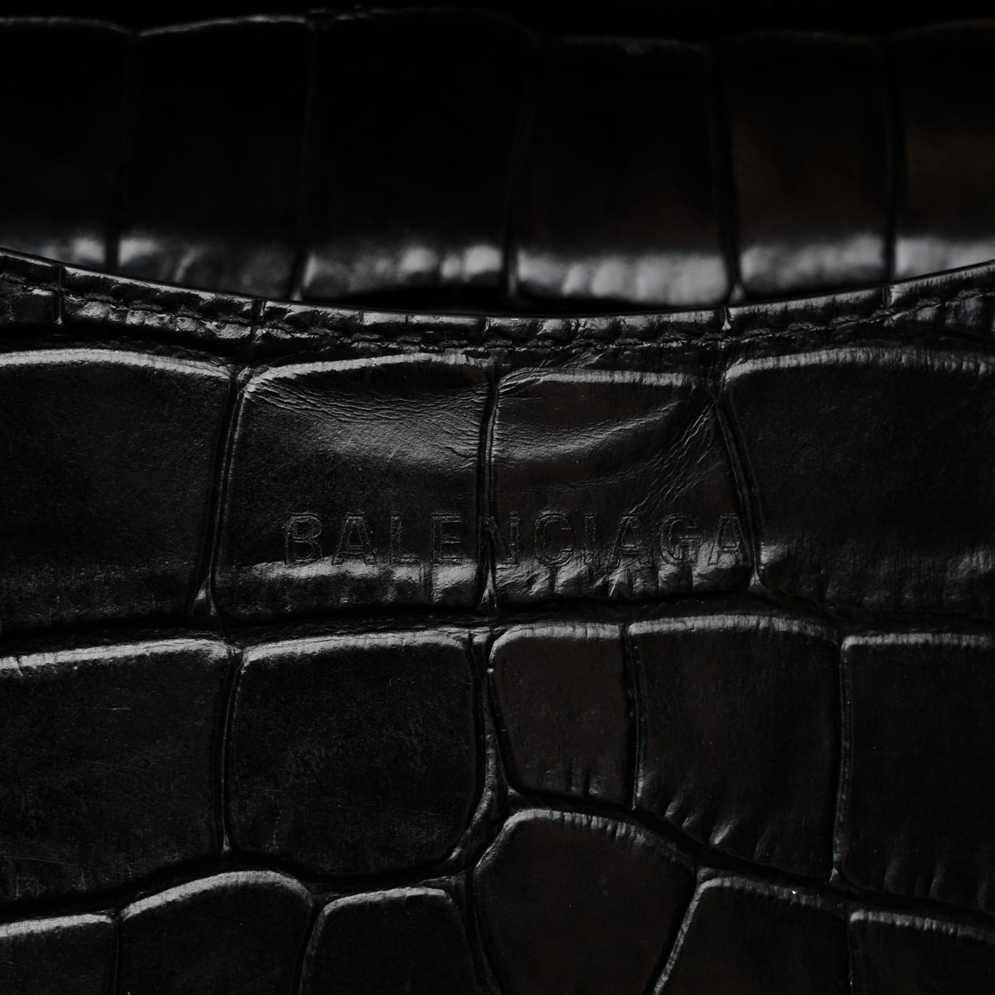 Calfskin Crocodile Embossed Neo Classic Black Hardware Medium City Black