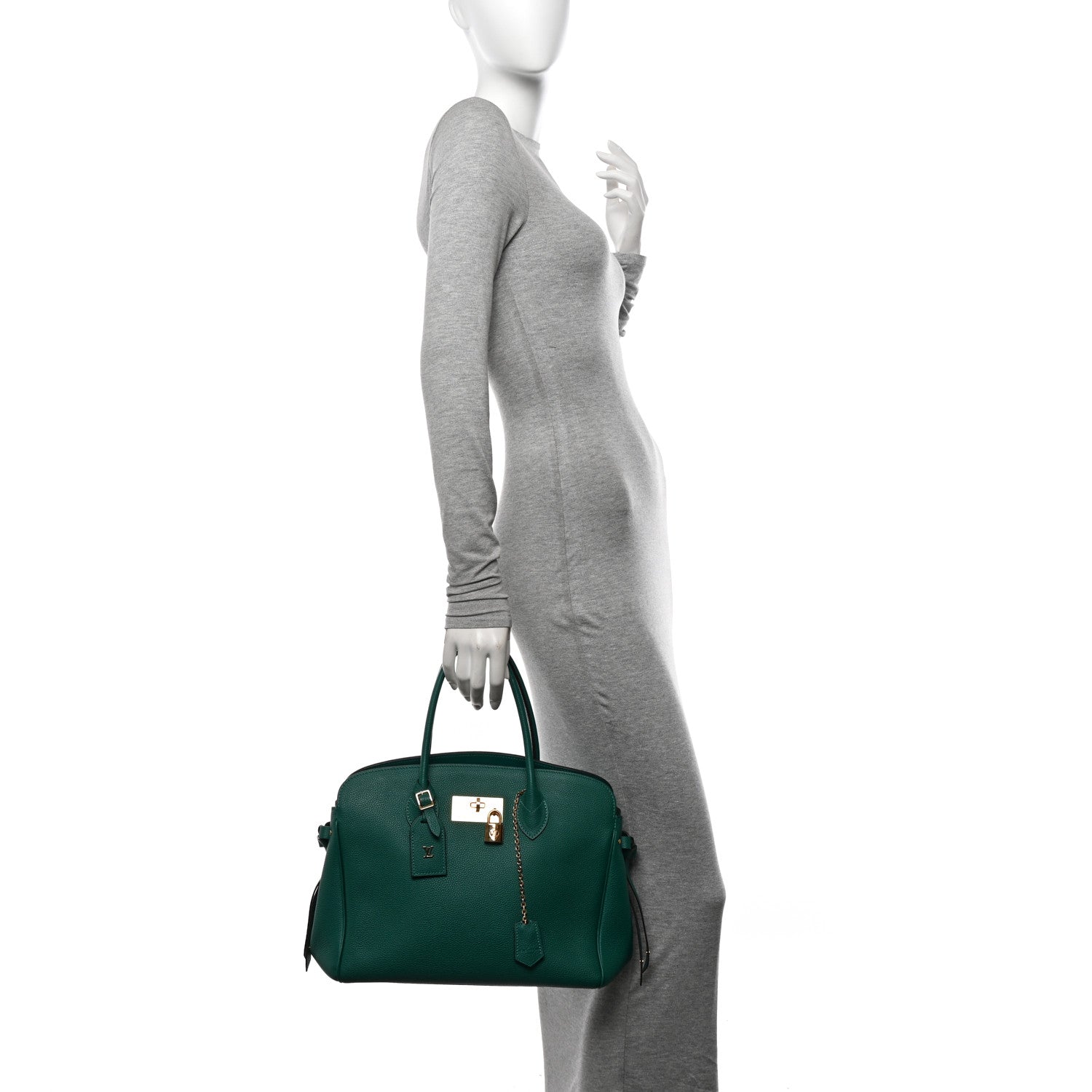Louis Vuitton Veau Nuage Milla MM Emeraude 2 of 9