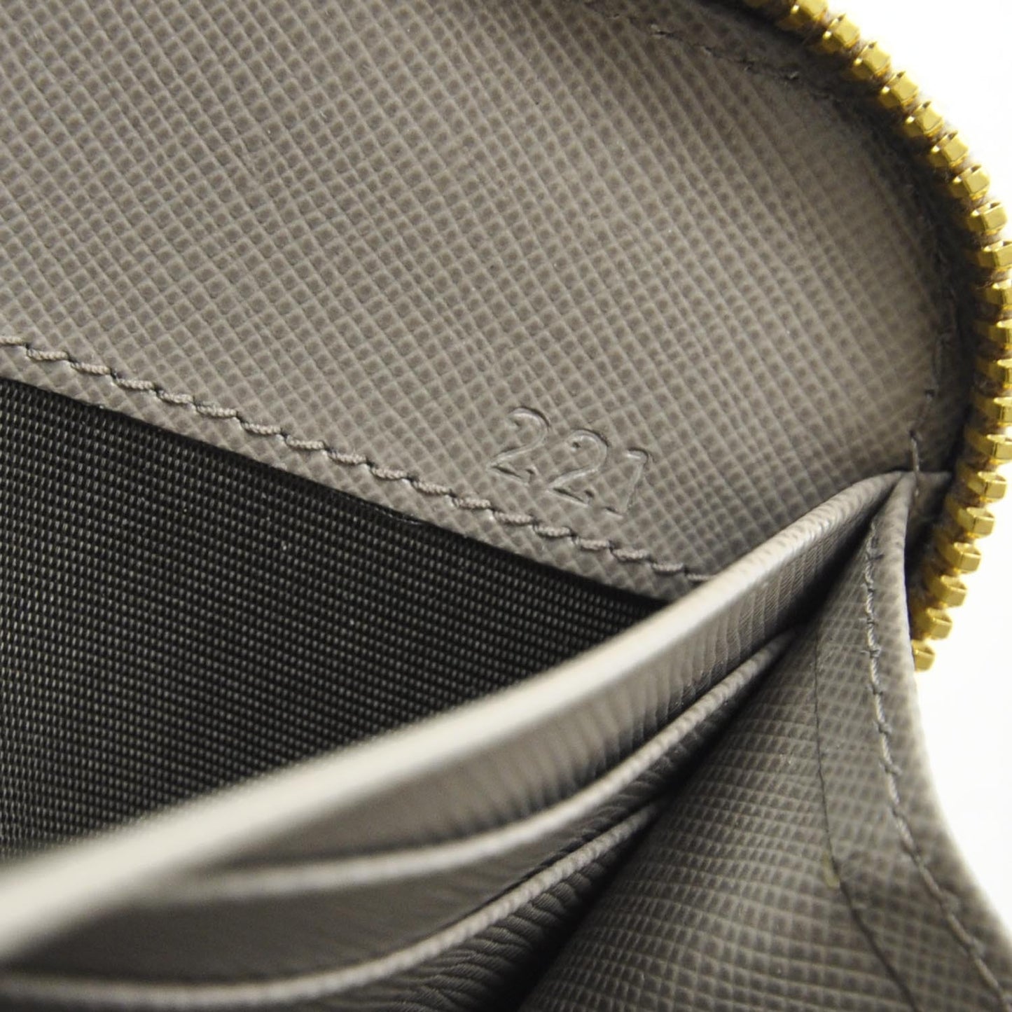 Saffiano Zip Around Wallet Argilla