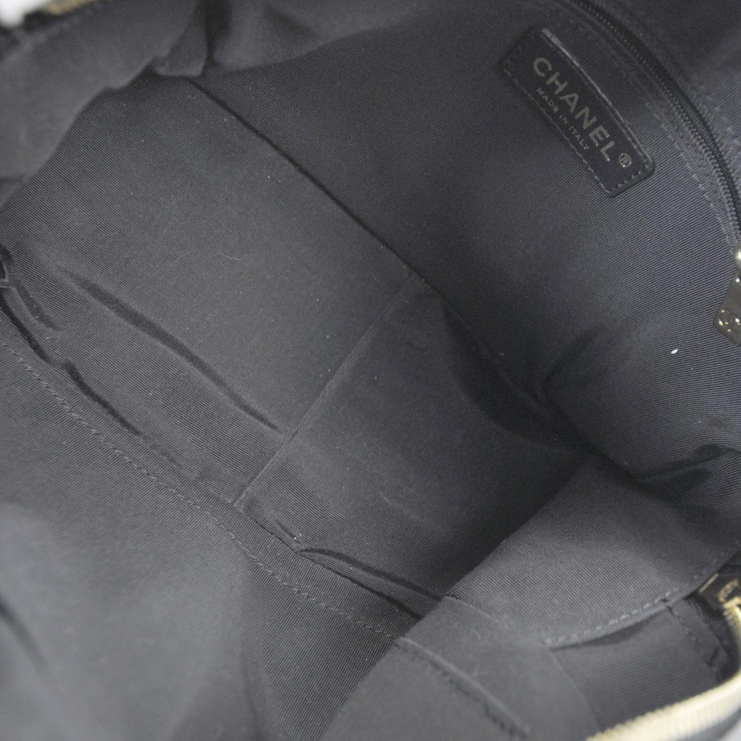 Caviar Quilted Petit Timeless Tote PTT Black