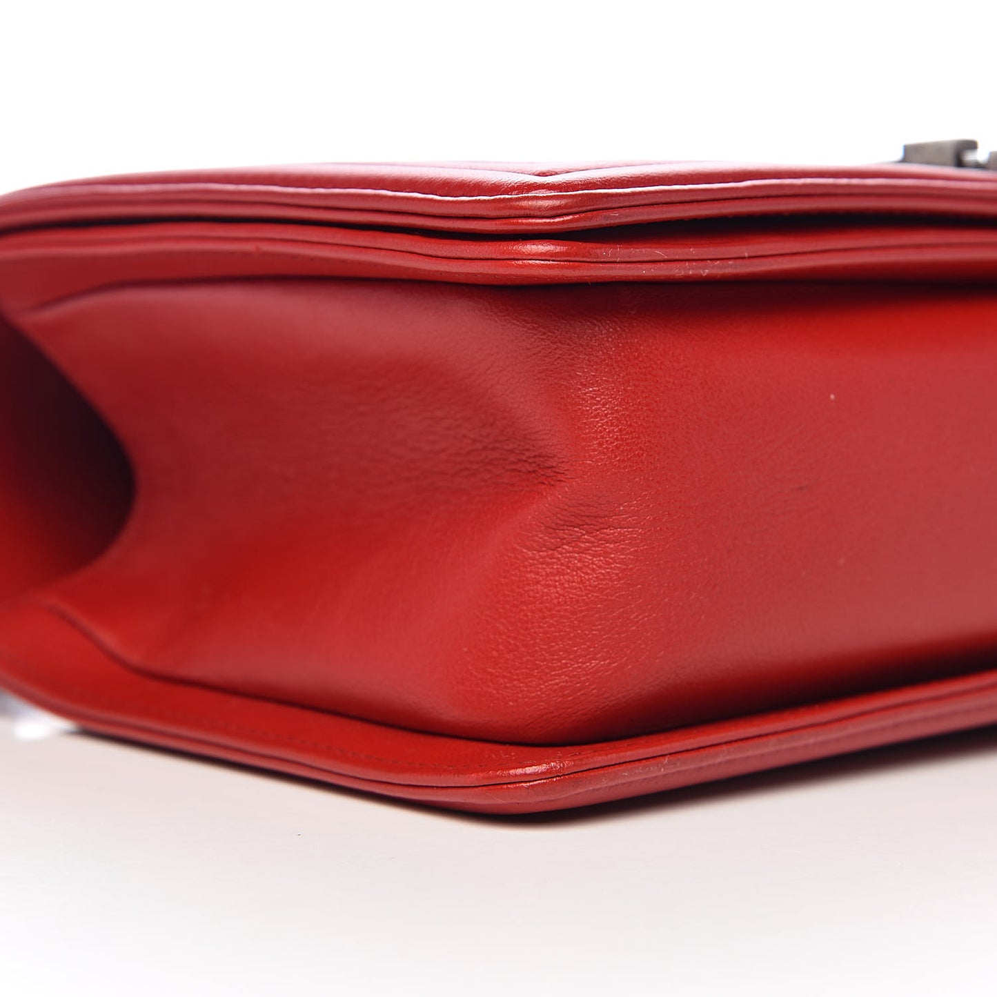 Lambskin Stitched Medium Boy Flap Red