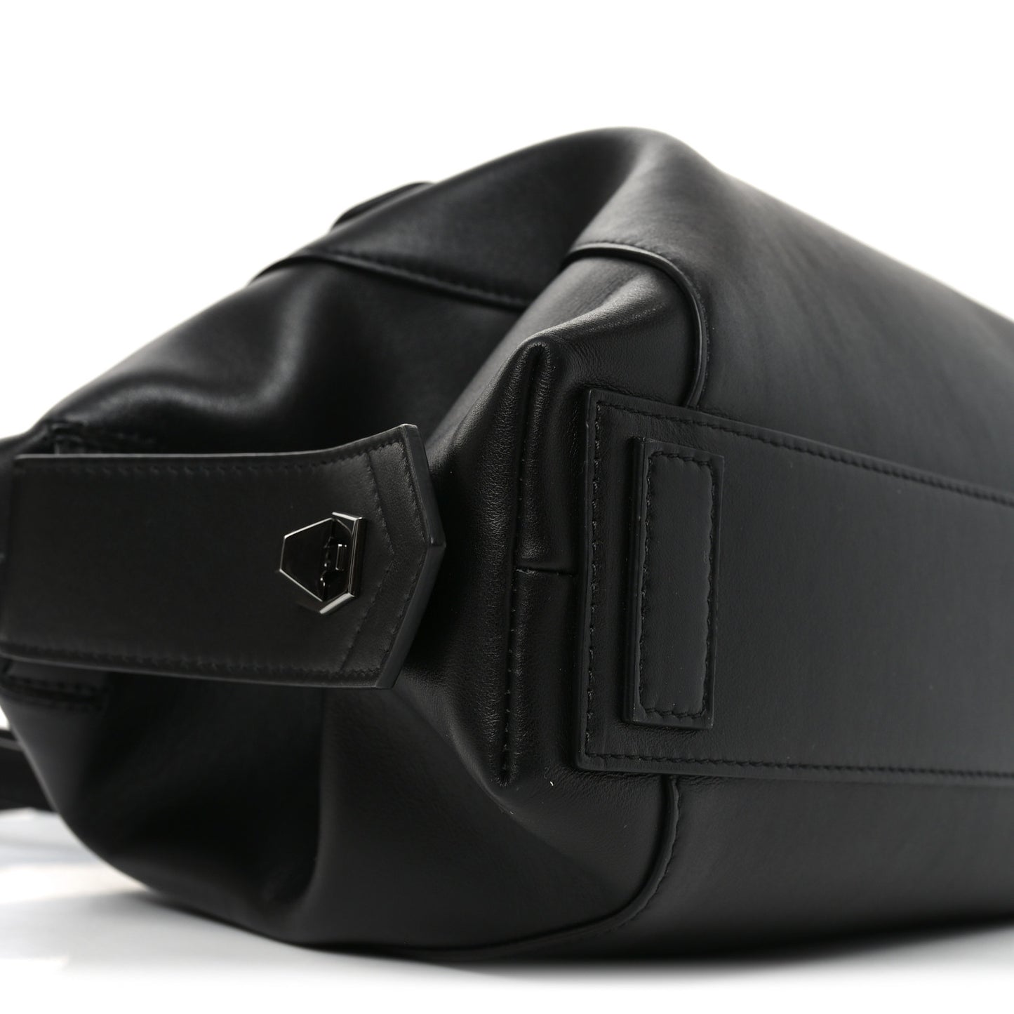 Smooth Calfskin Small Soft Antigona Black