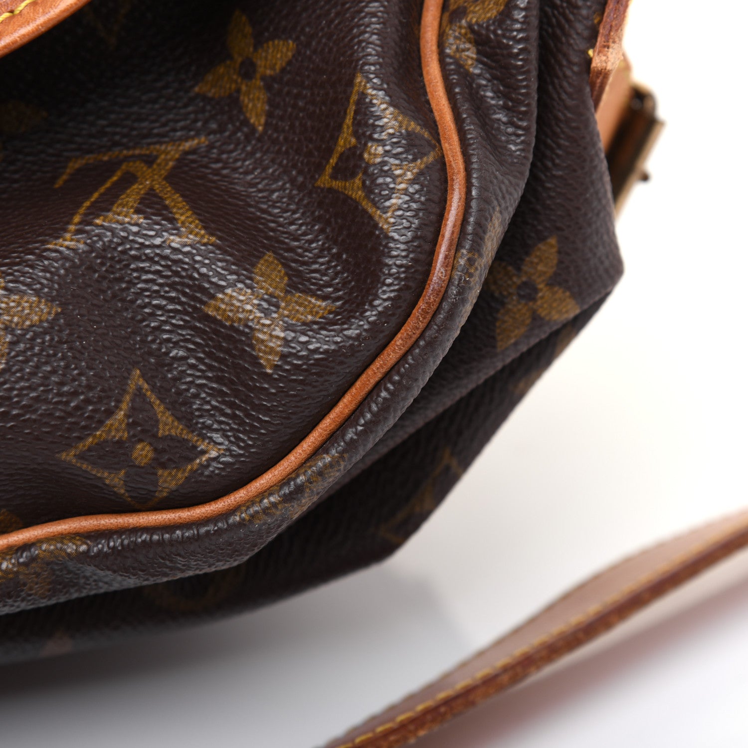 Louis Vuitton Monogram Saumur 35 17 of 33