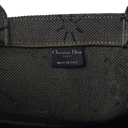 Christian Dior Canvas Embroidered Graffiti Book Tote Vert 6 of 8