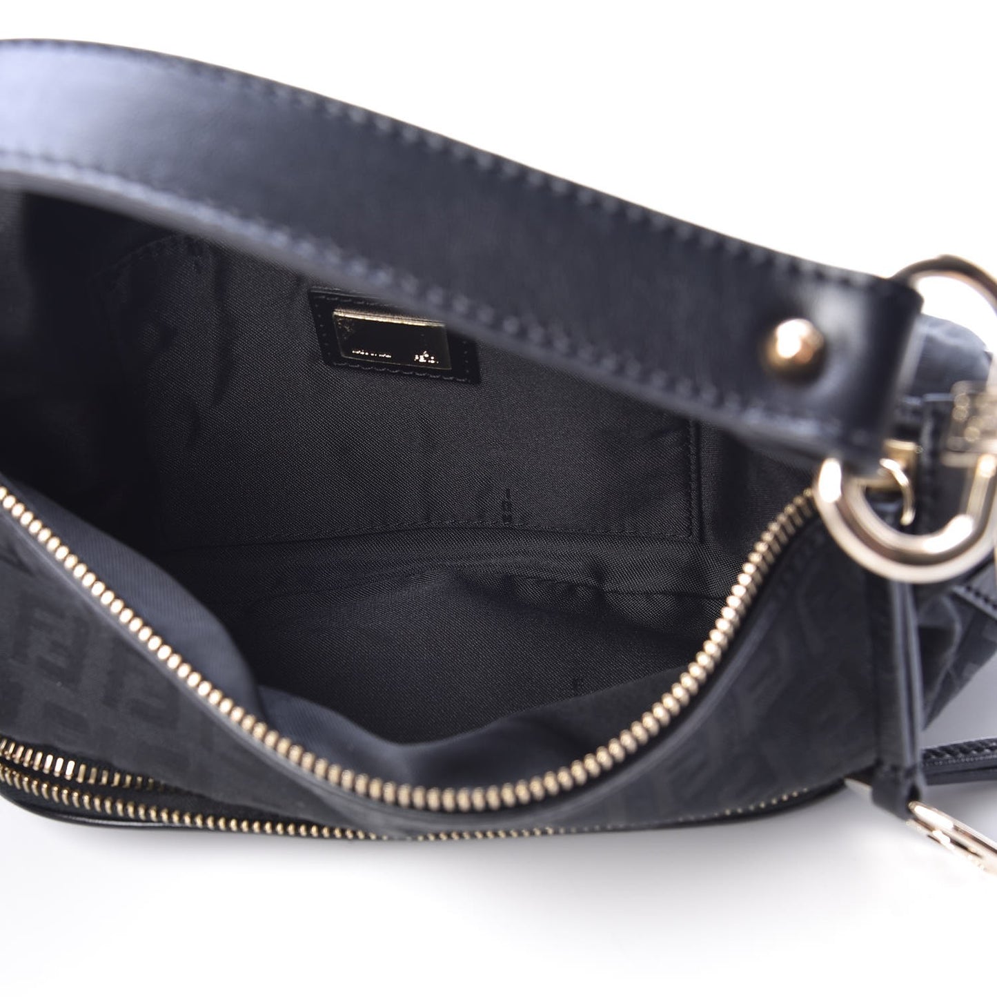 Zucchino Cuoio Small Chef Pocket Shoulder Bag Black