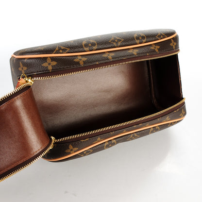 Louis Vuitton Monogram King Size Toiletry Bag 5 of 7